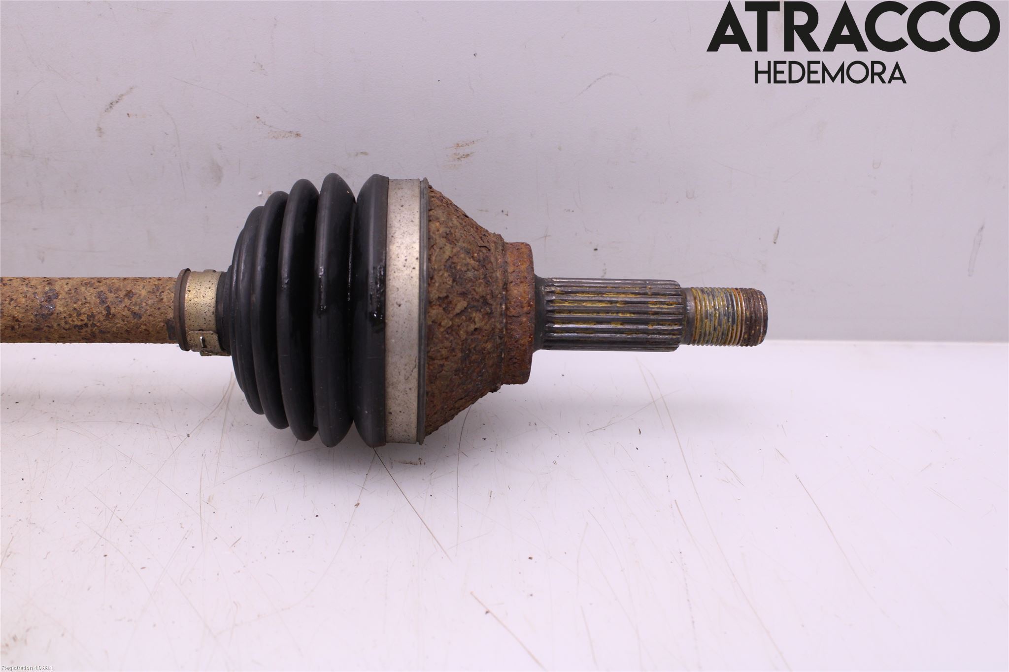 Volkswagen VW UP! / E-UP! Drivaxel Fram Vänster