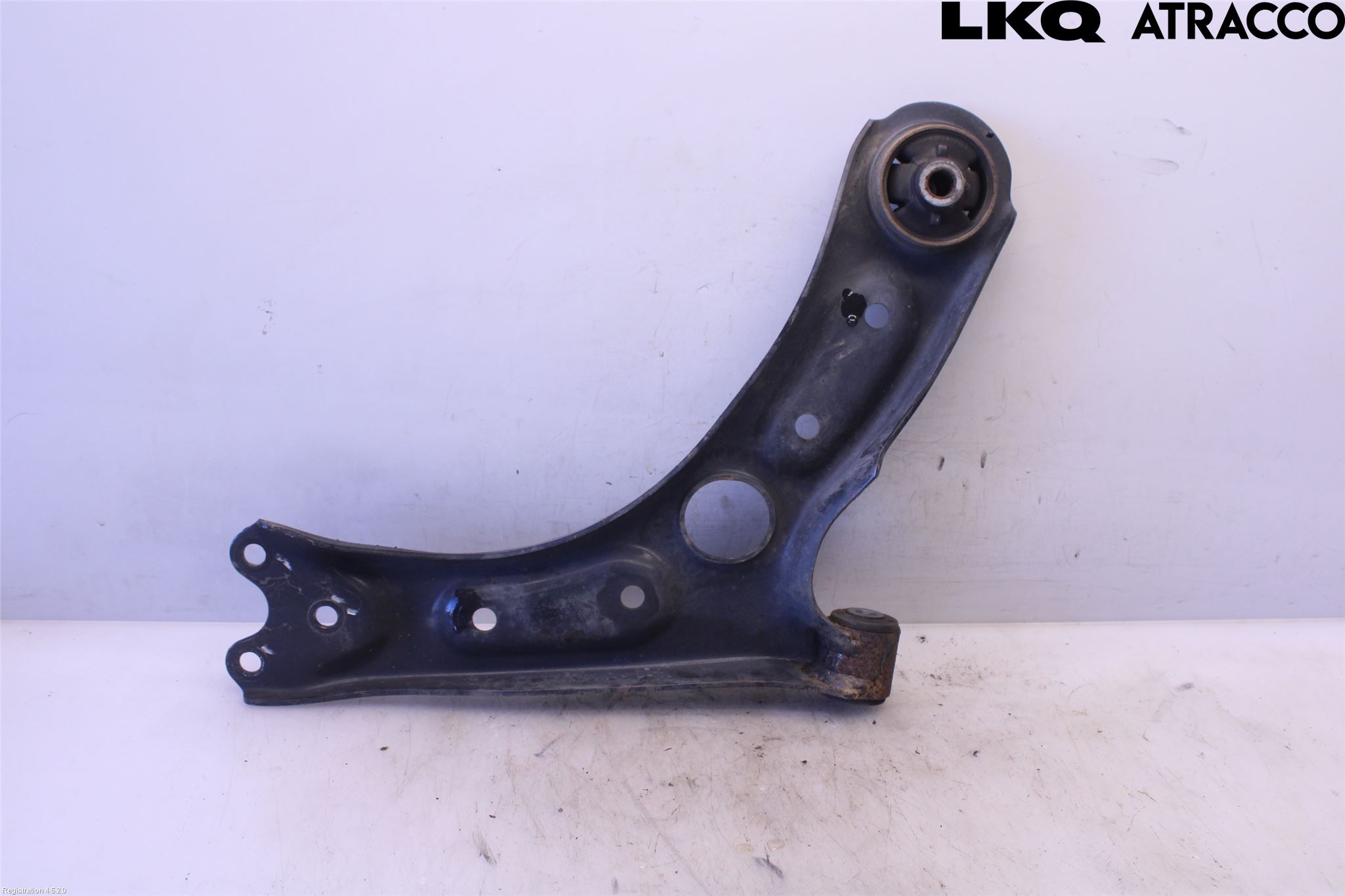 Kia PROCEED 19- Bärarm Fram Undre Vä