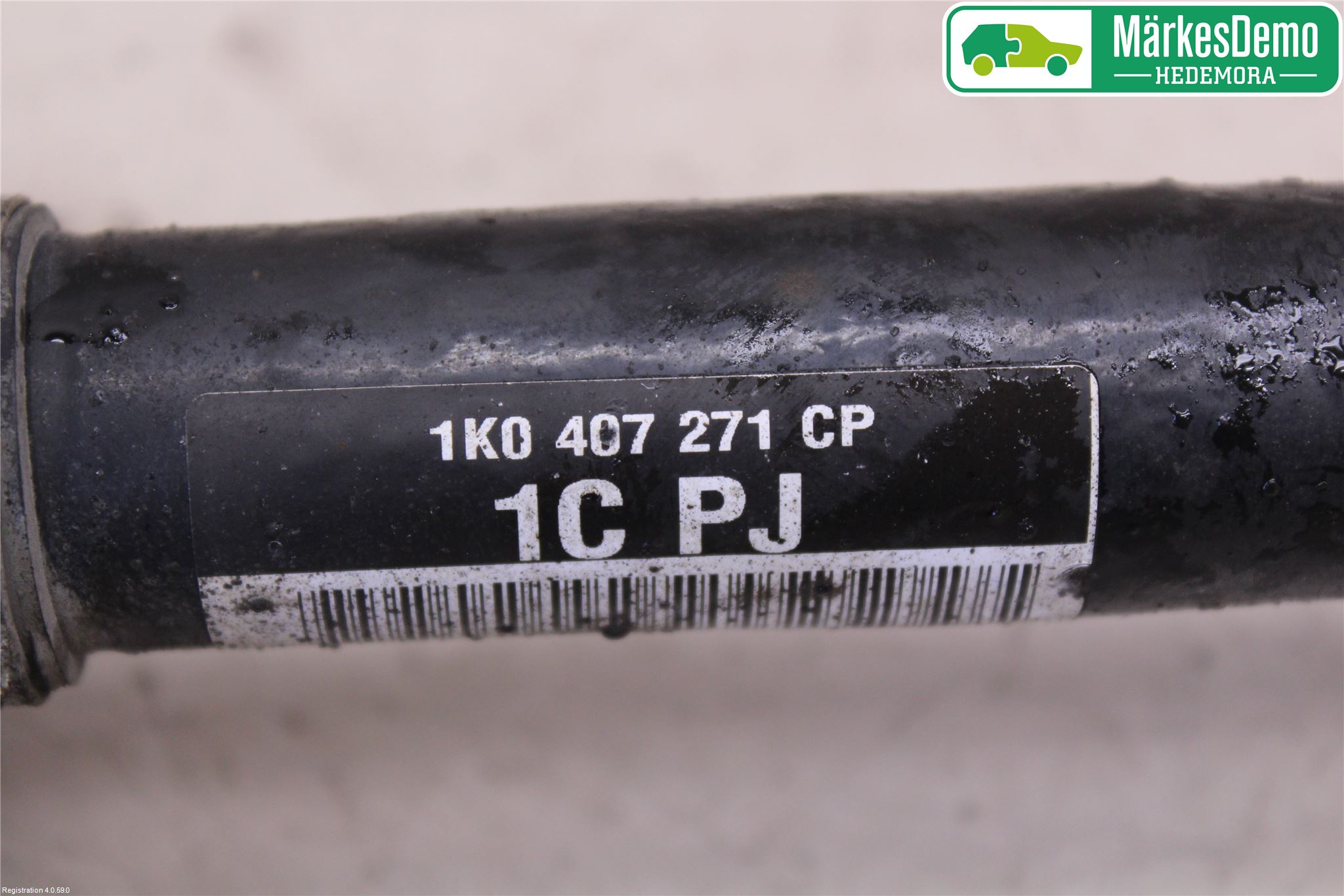 Volkswagen VW GOLF VI 09-13 Drivaxel Fram Vänster
