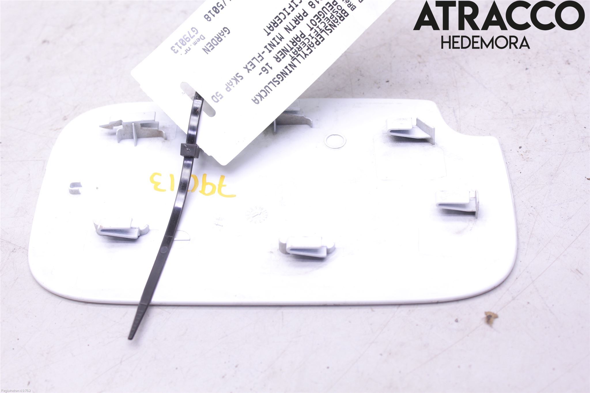 Peugeot PARTNER 16-18 Tanklucka