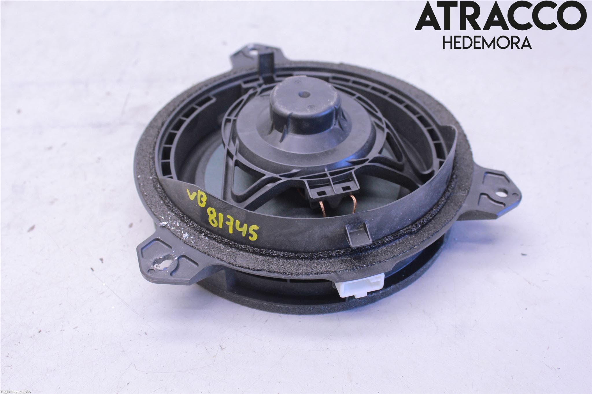 Toyota HILUX 05-16 Högtalare