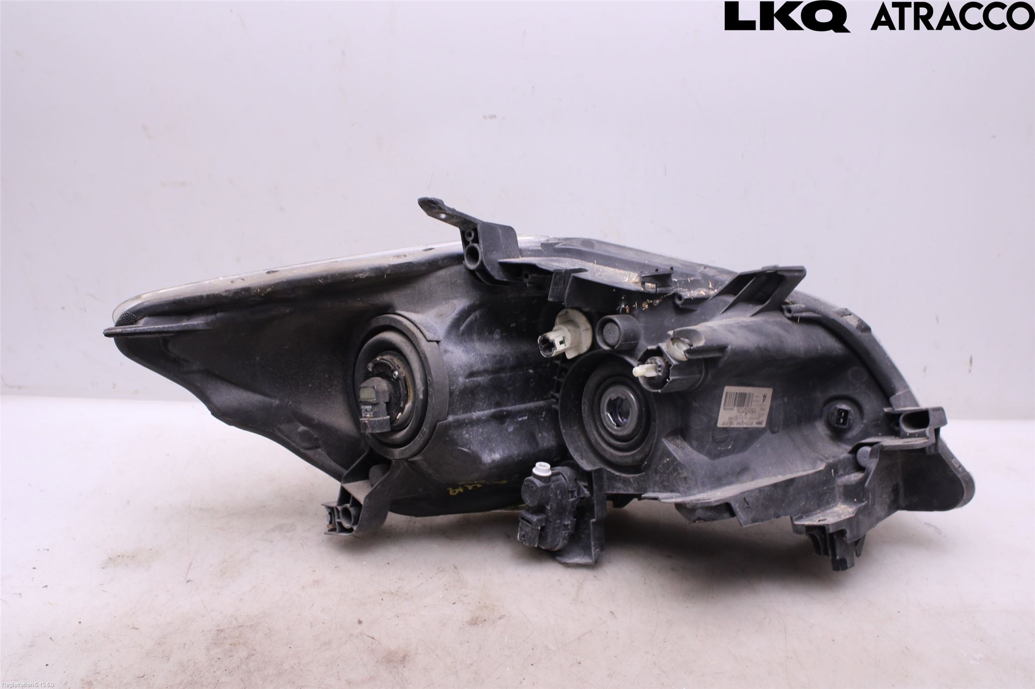 Toyota AURIS 10-12 Strålkastare Vänster