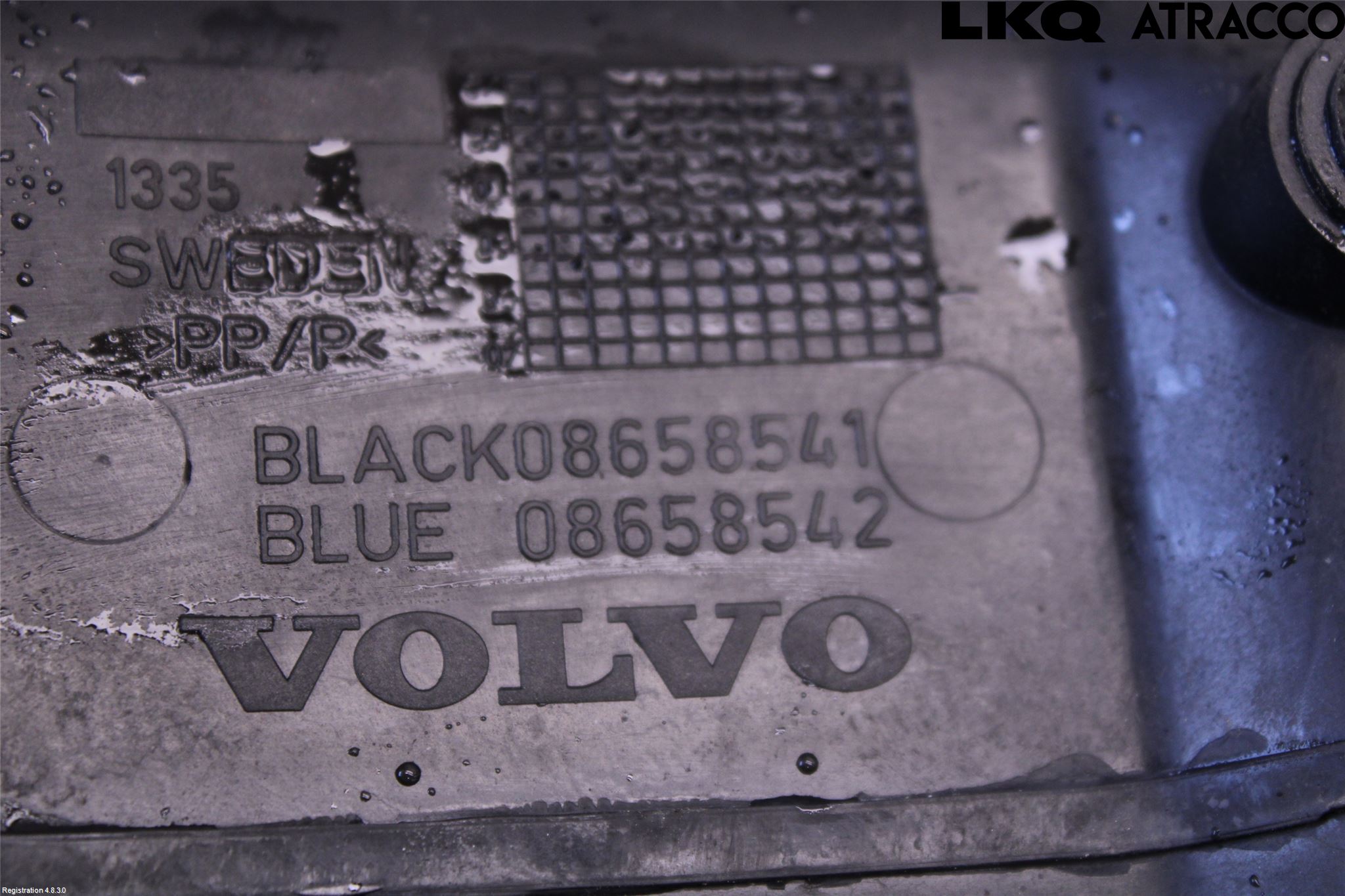 Volvo XC70 05-07 Motorkåpa