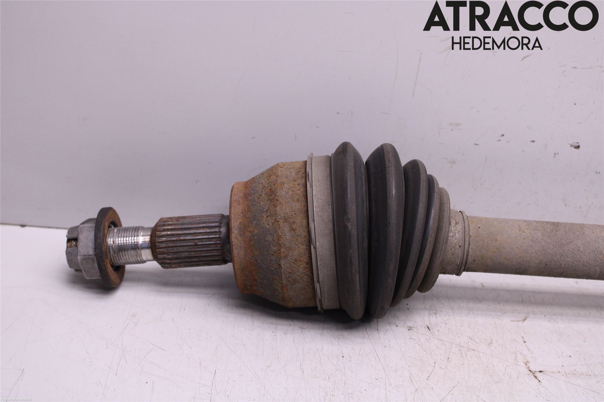 Ford FOCUS 11-14 Drivaxel Fram Höger