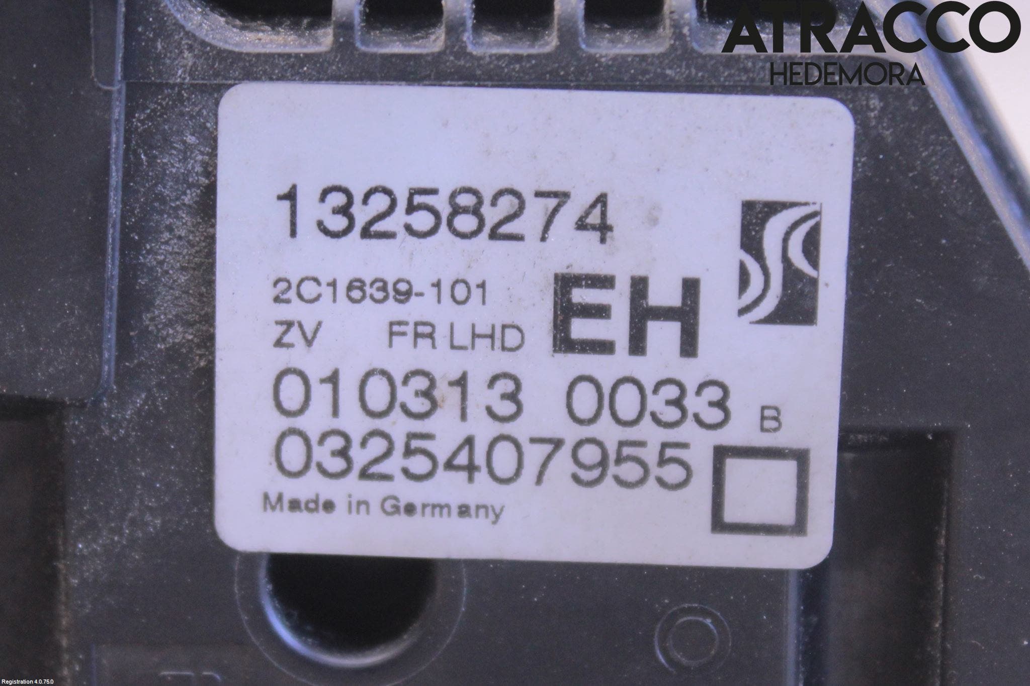 Opel CORSA D 07-14 Låskista-Dörrlås