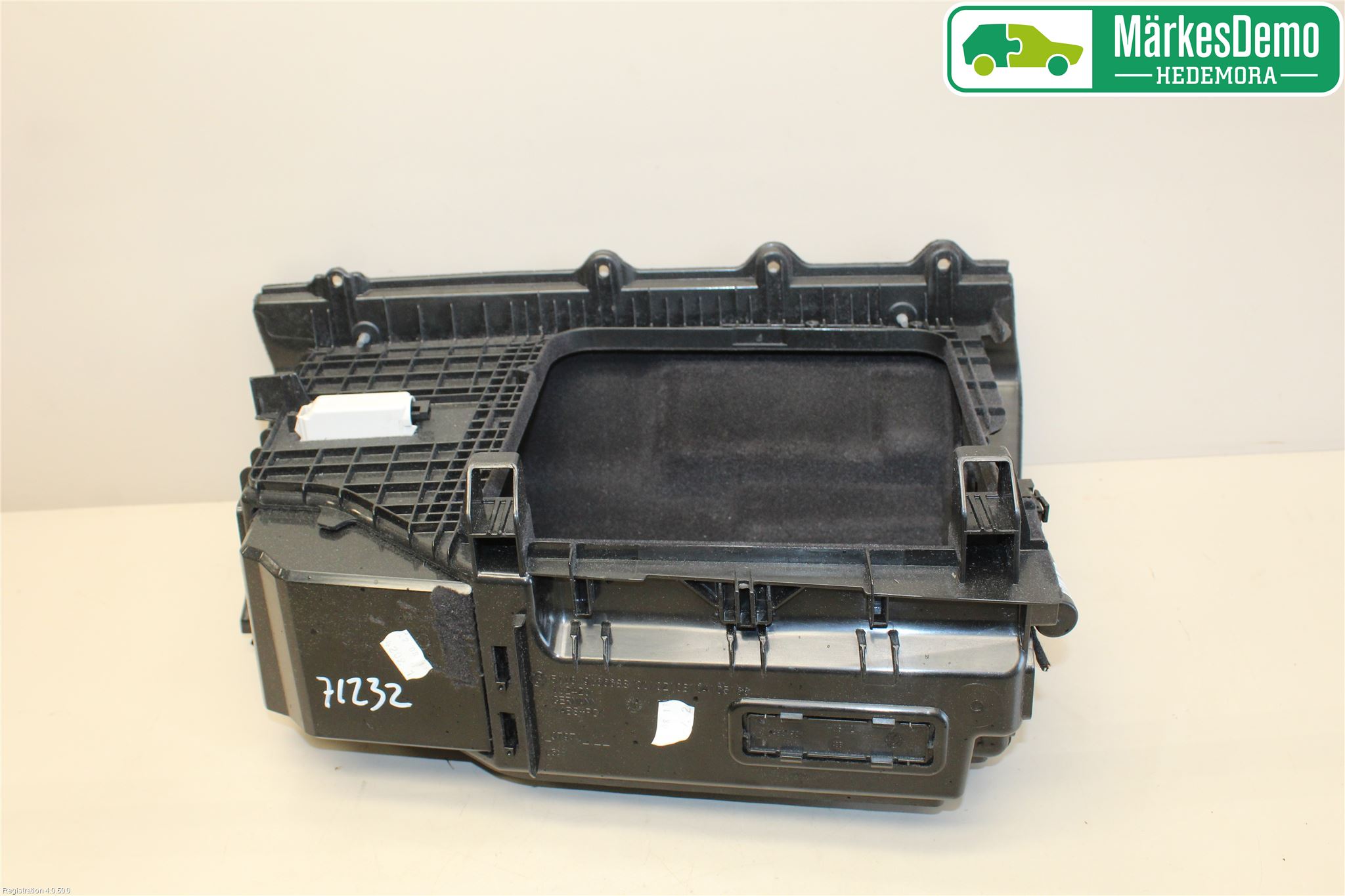 BMW 5 F10/F11/F18 09-17 Handskfack