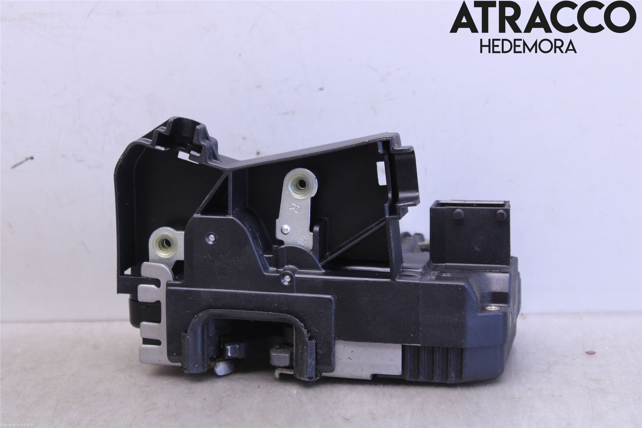 Opel VIVARO 01-14 Låskista-Dörrlås