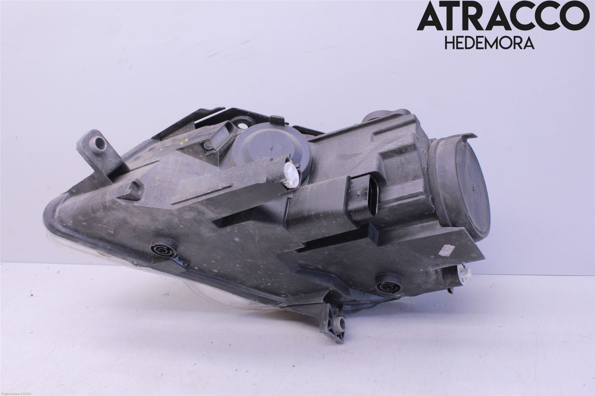 Volkswagen VW PASSAT 05-11 Strålkastare Höger