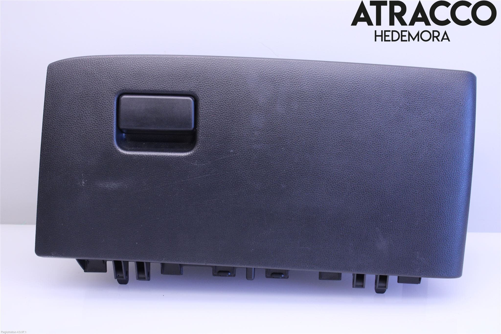 Toyota YARIS XP21 20- Handskfack