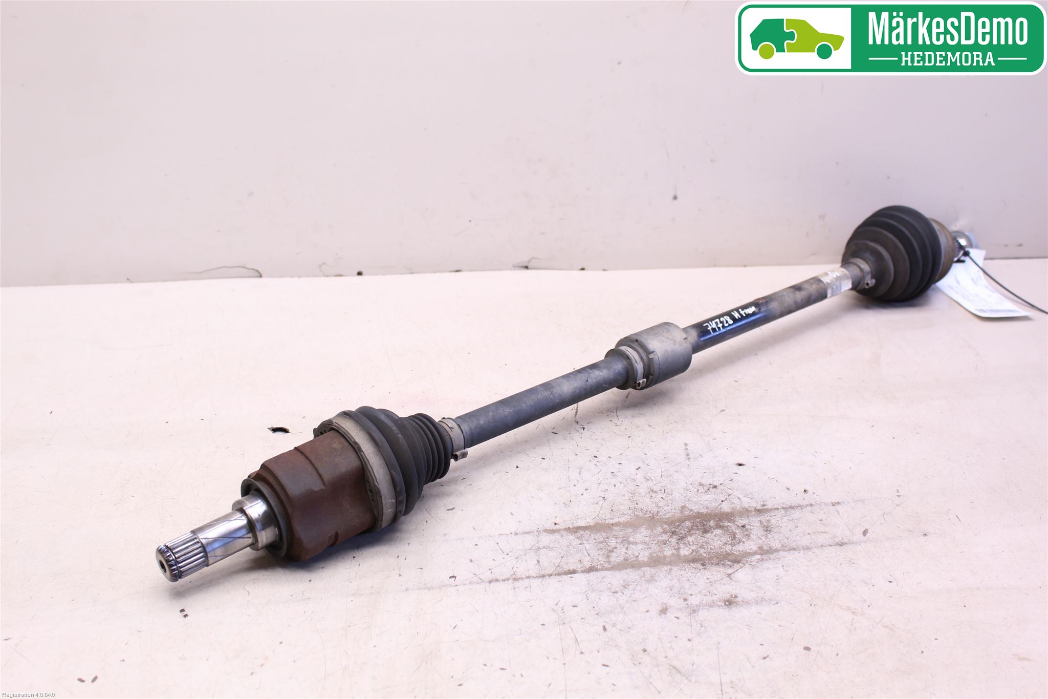 Opel CORSA D 07-14 Drivaxel Fram Höger