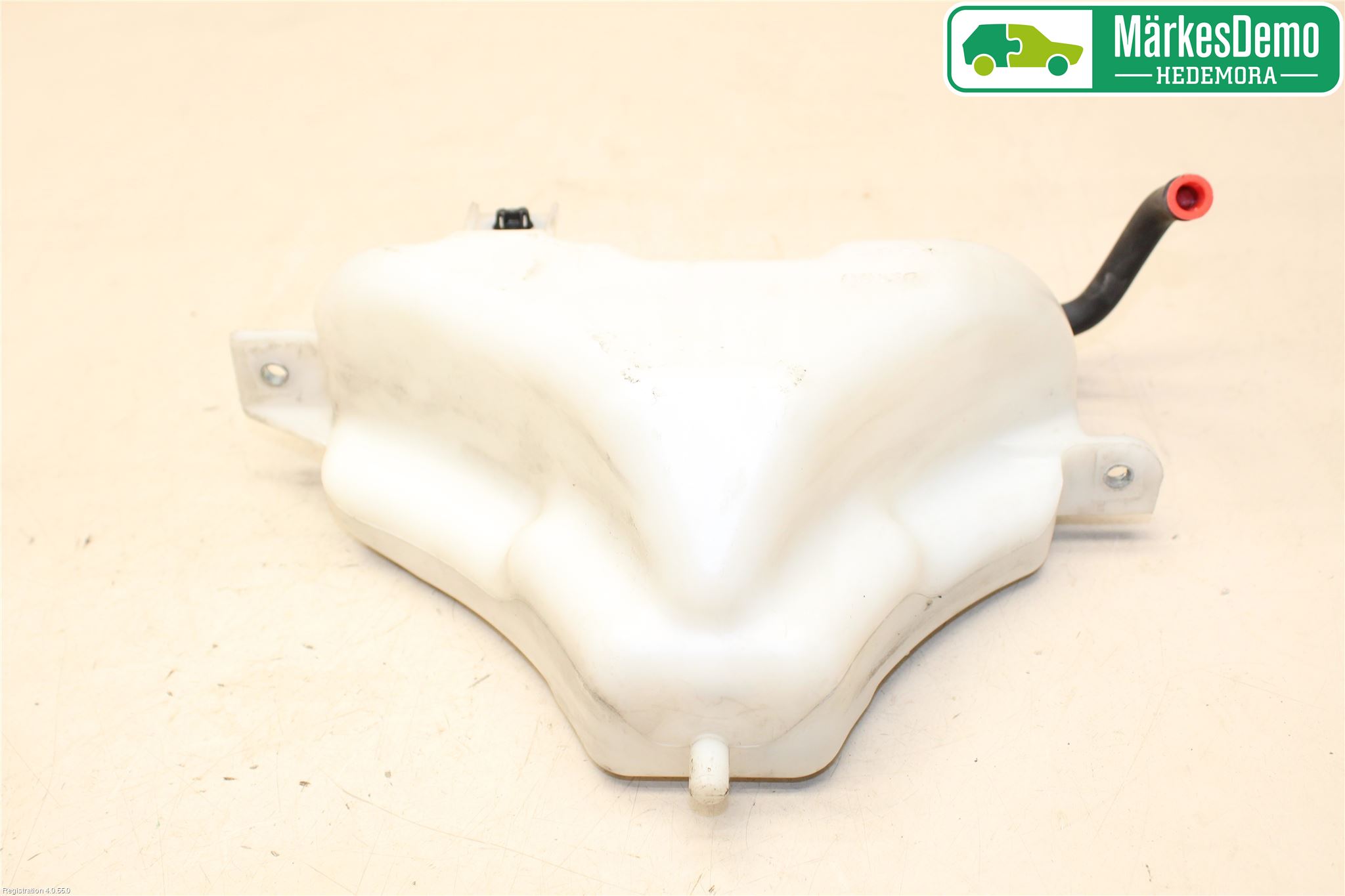 Lexus IS 220d/250/350 06-13 Expansionstank