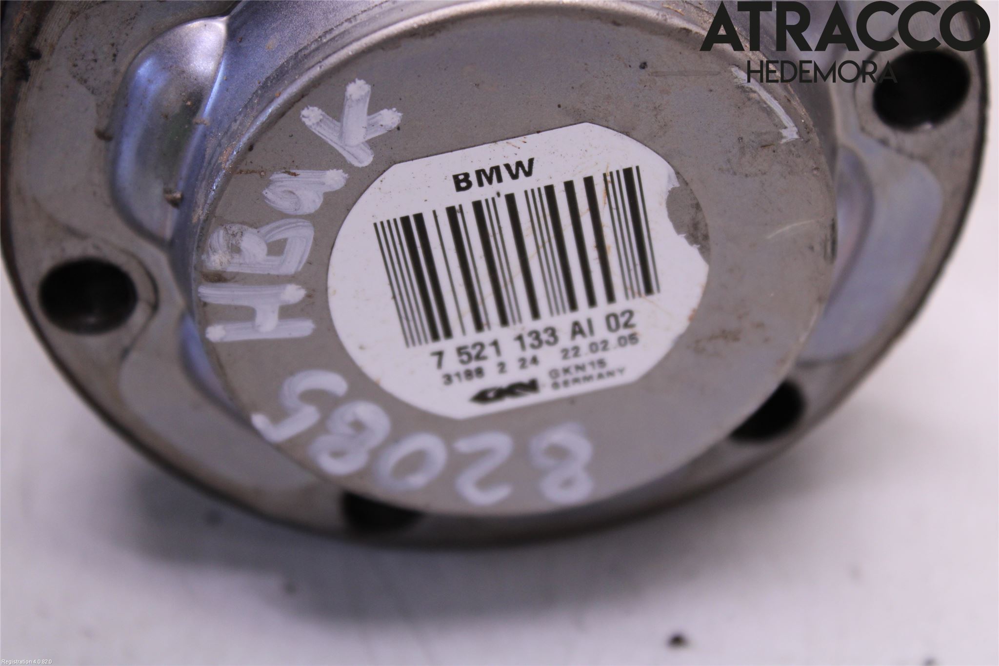 BMW 6 E63/64    02-10 Drivaxel Bak Höger