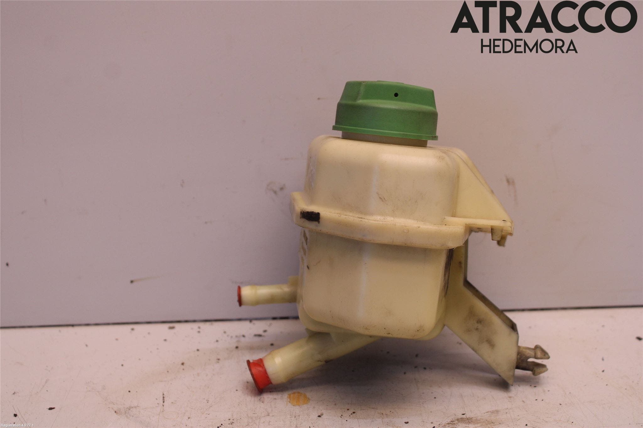 Volkswagen VW TRANSP/CARAVELLE (T5) 04-15 Styrservooljebehållare