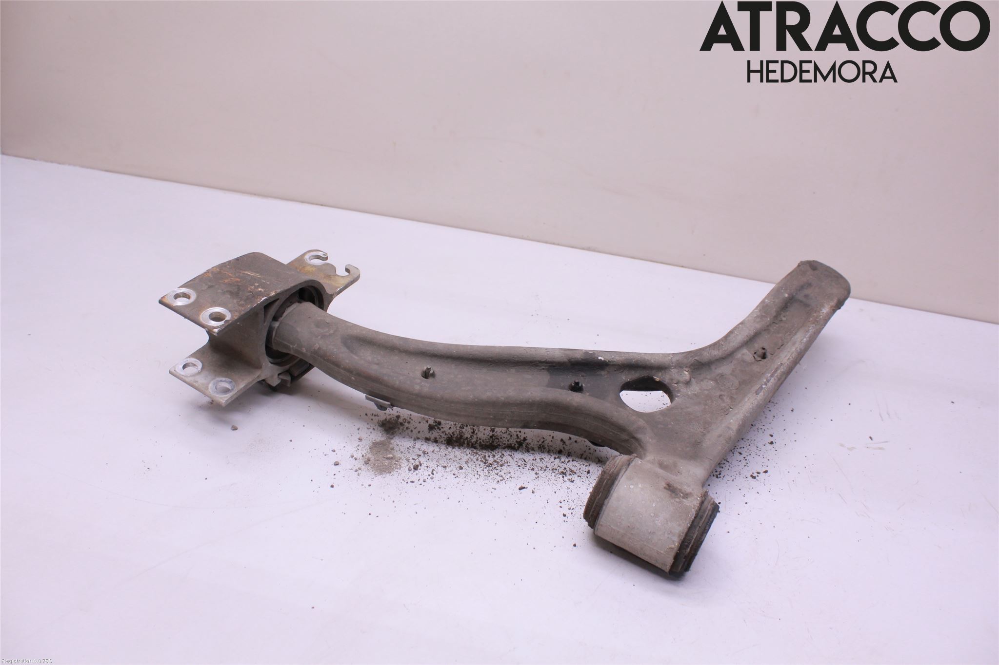 Mercedes-Benz MB A-KLASS (W176) 13-18 Bärarm Fram Undre Hö