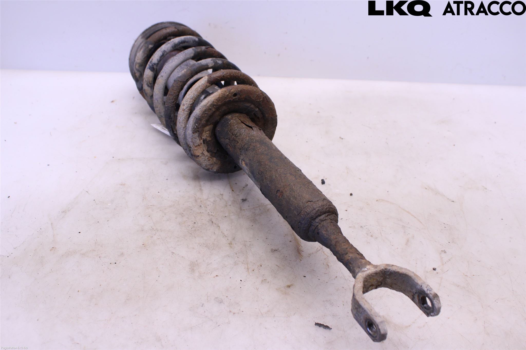 Volkswagen VW PASSAT 01-05 Fjäderben Fram Vänster