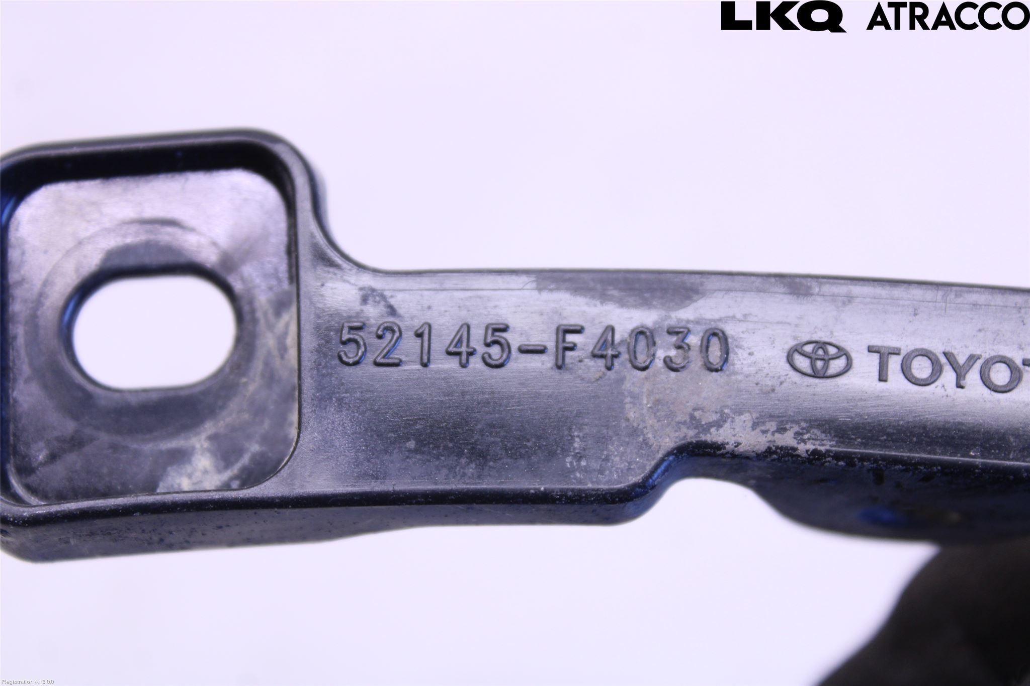 Toyota C-HR 16-23 Stötfångarfäste Fram Hö