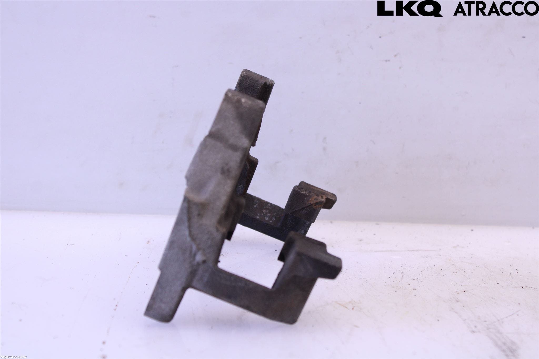 Volvo XC60 18- Bromsokshållare