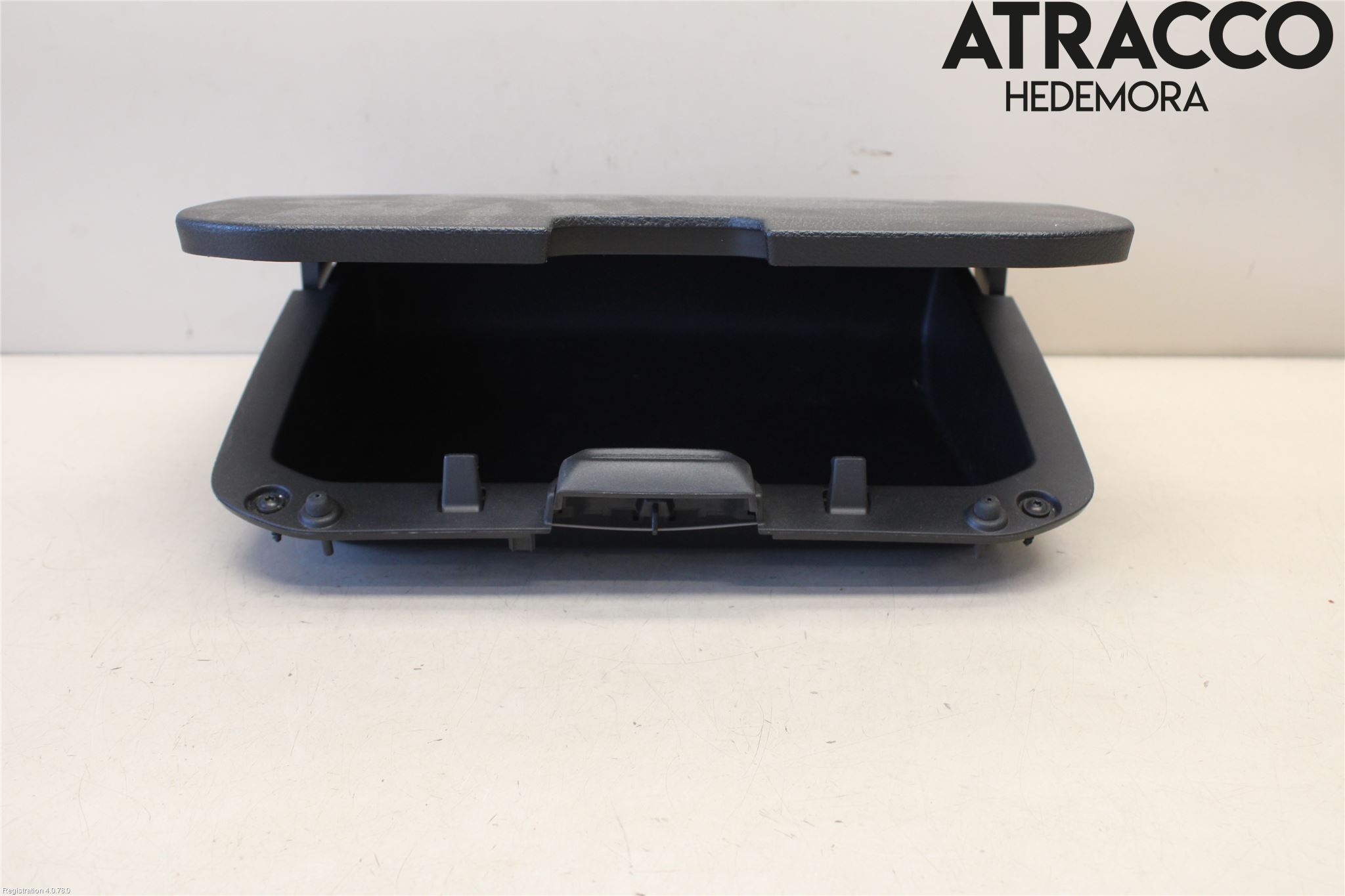 Toyota PROACE II 16- Handskfack