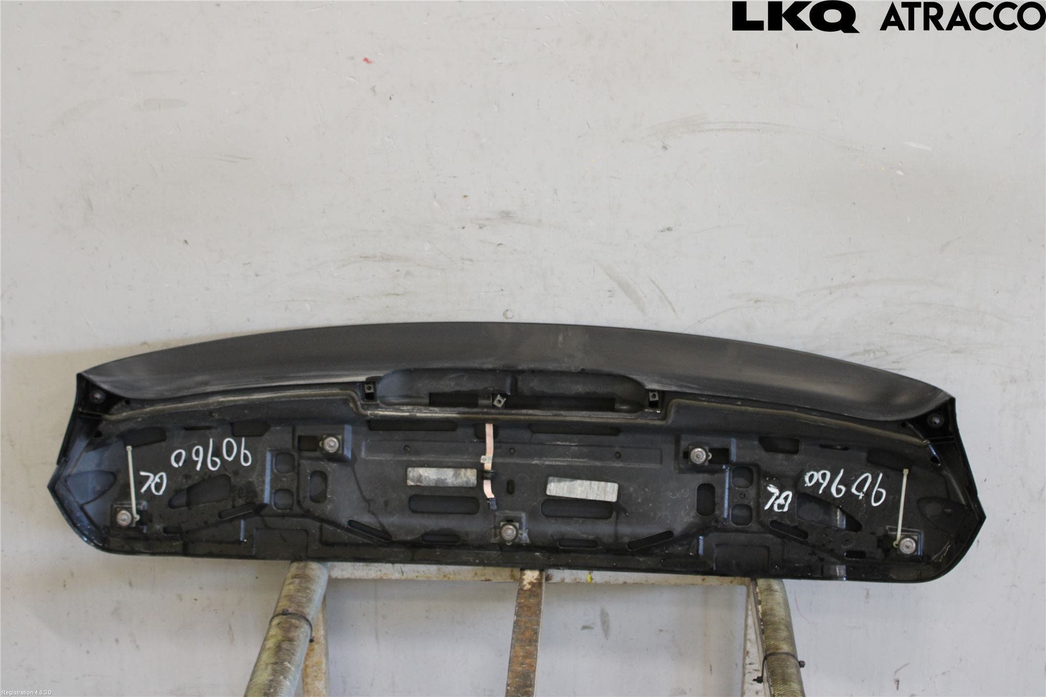 BMW X5 E70 07-13 Spoiler Baklucka