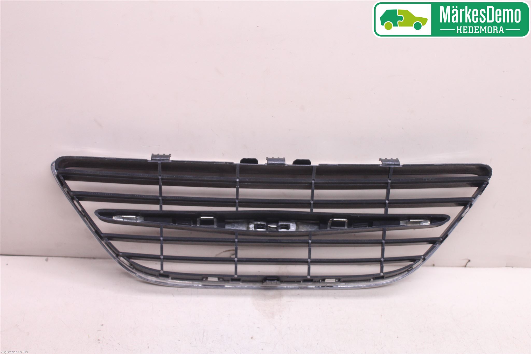 Saab 9-3 VER 2 Grilldel Mitt