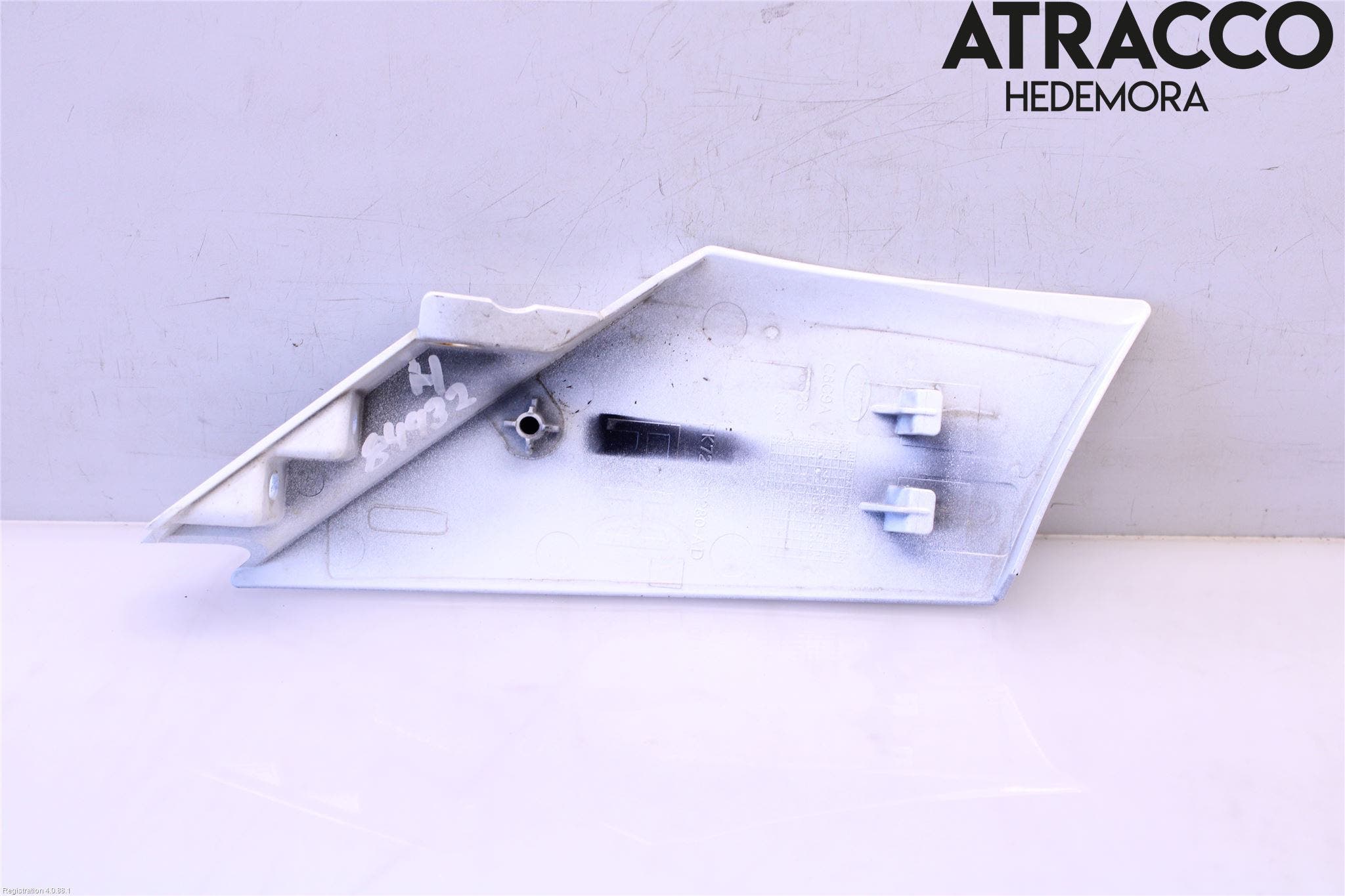 Landrover LAND ROVER DISCOVERY SPORT 15- Skärm Hörn Utfyllnad Fram