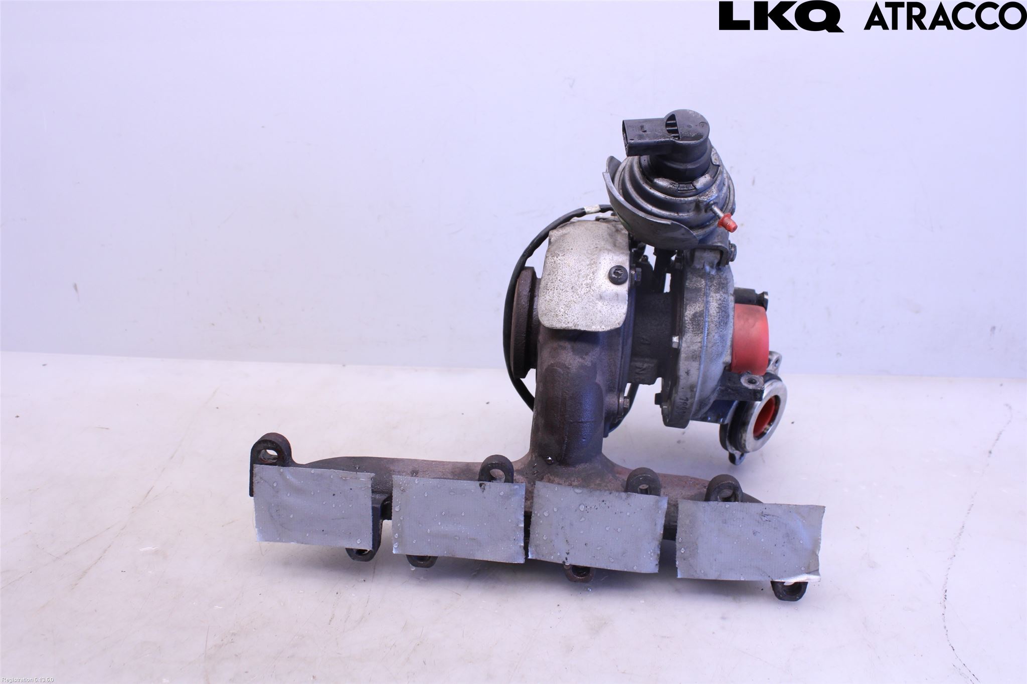 Volkswagen VW CADDY 11-15 Turboaggregat