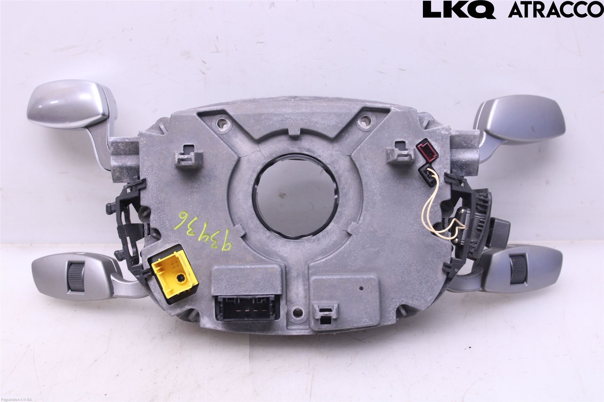 BMW 7 E65/66    00-08 Spakcentral