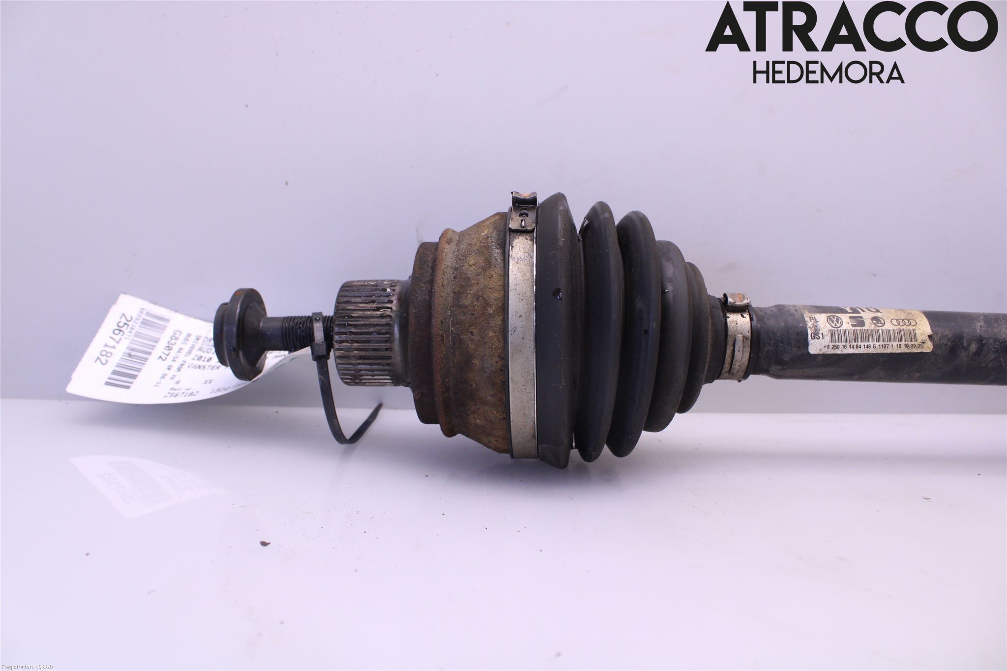 Audi A4/S4 08-11 Drivaxel Fram Vänster