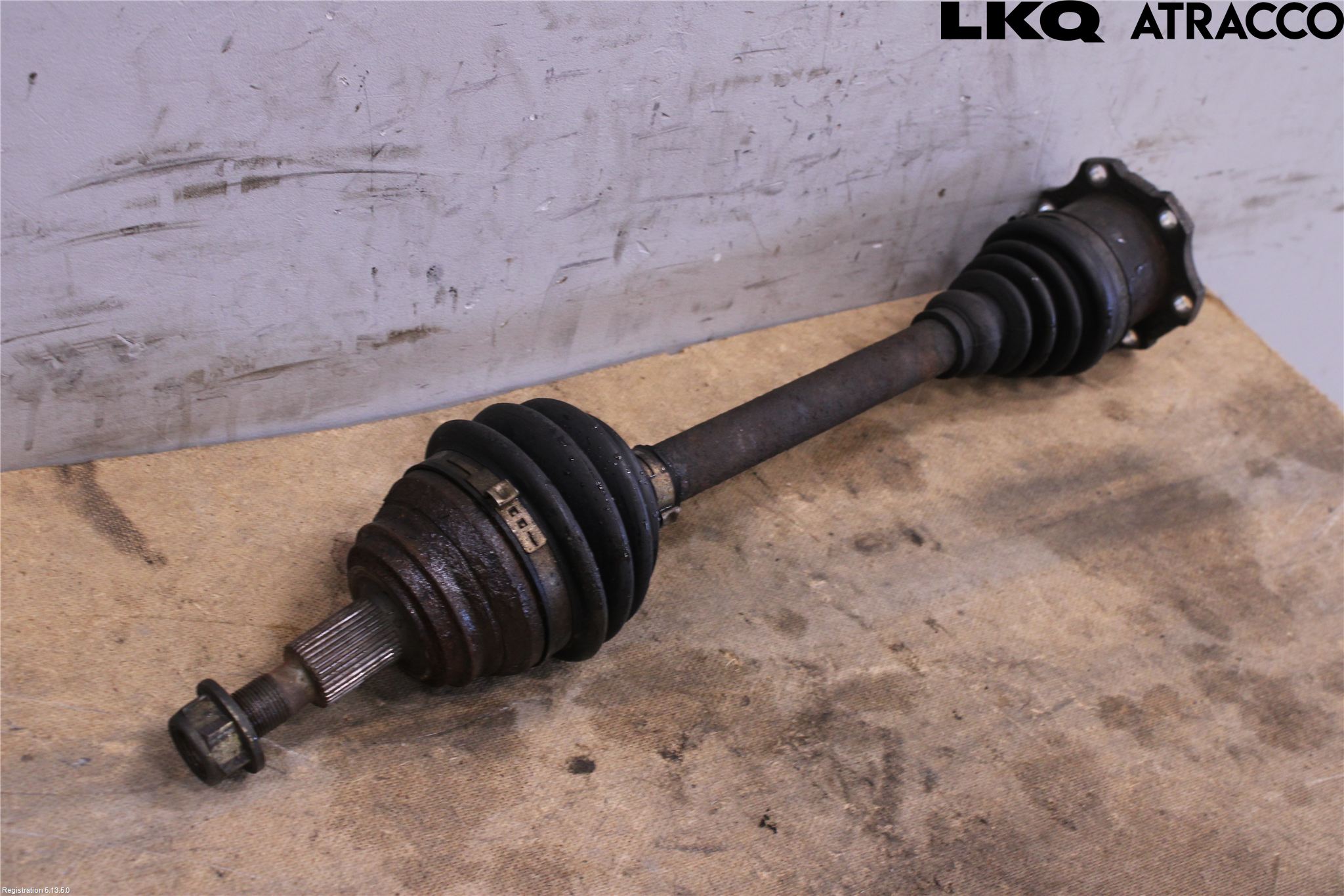 Audi A3/S3     96-03 Drivaxel Fram Vänster