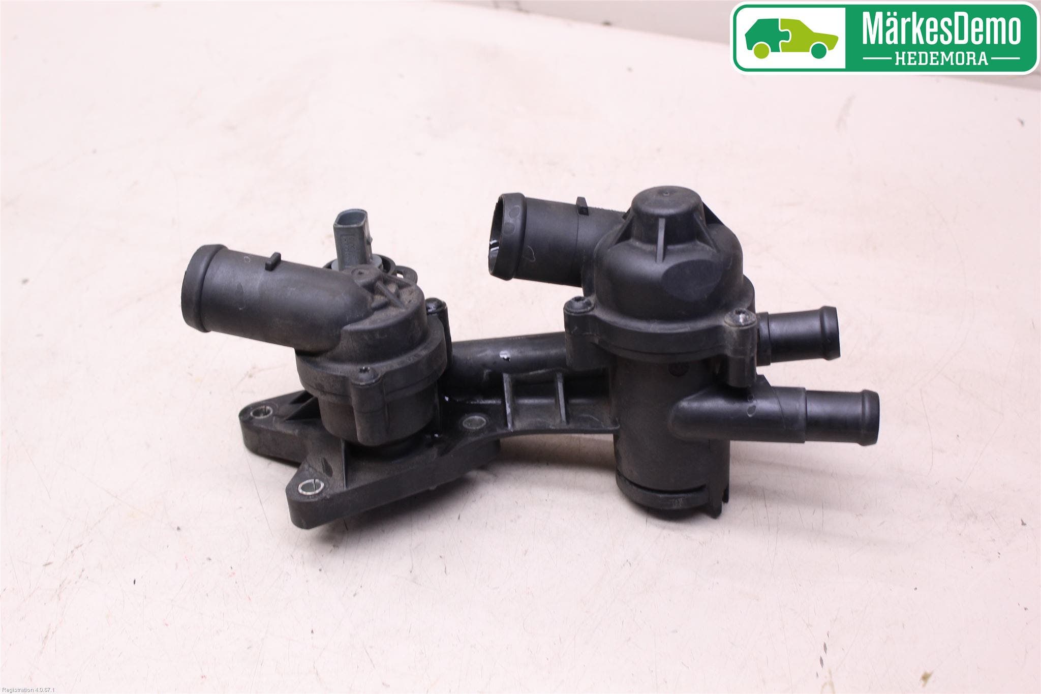 Volkswagen VW SCIROCCO 09-17 Termostathus-Lock