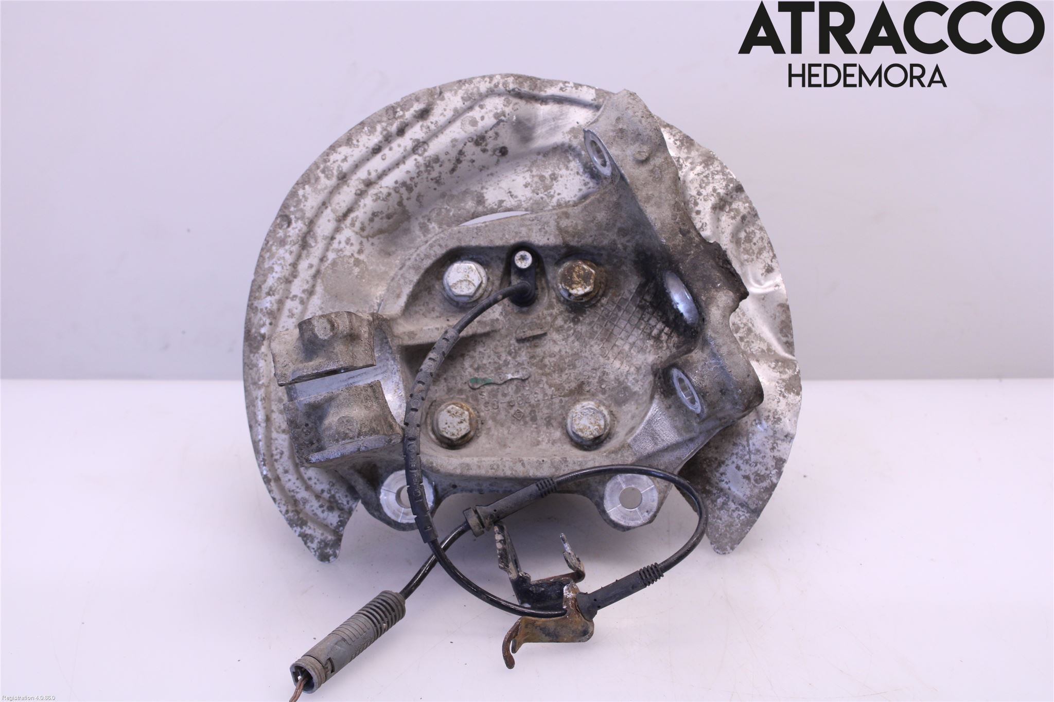 BMW 1 E87/81 5D/3D 03-11 Styrspindel Lagerhus Vä