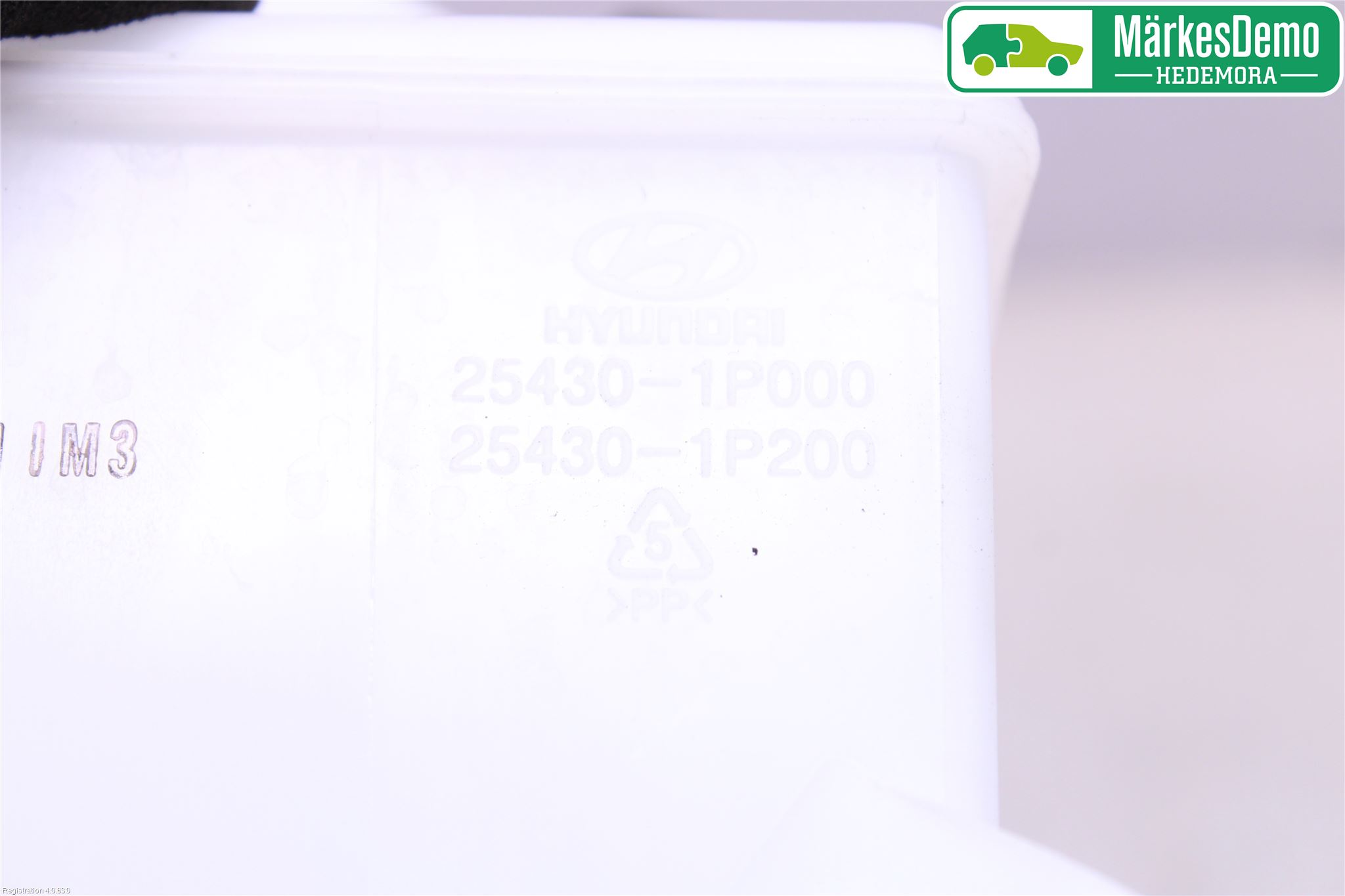 Kia VENGA 10-19 Expansionstank