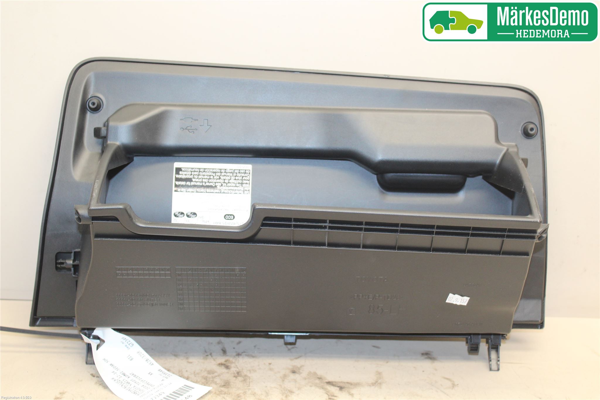 Toyota YARIS XP130 12-14 Handskfacklucka