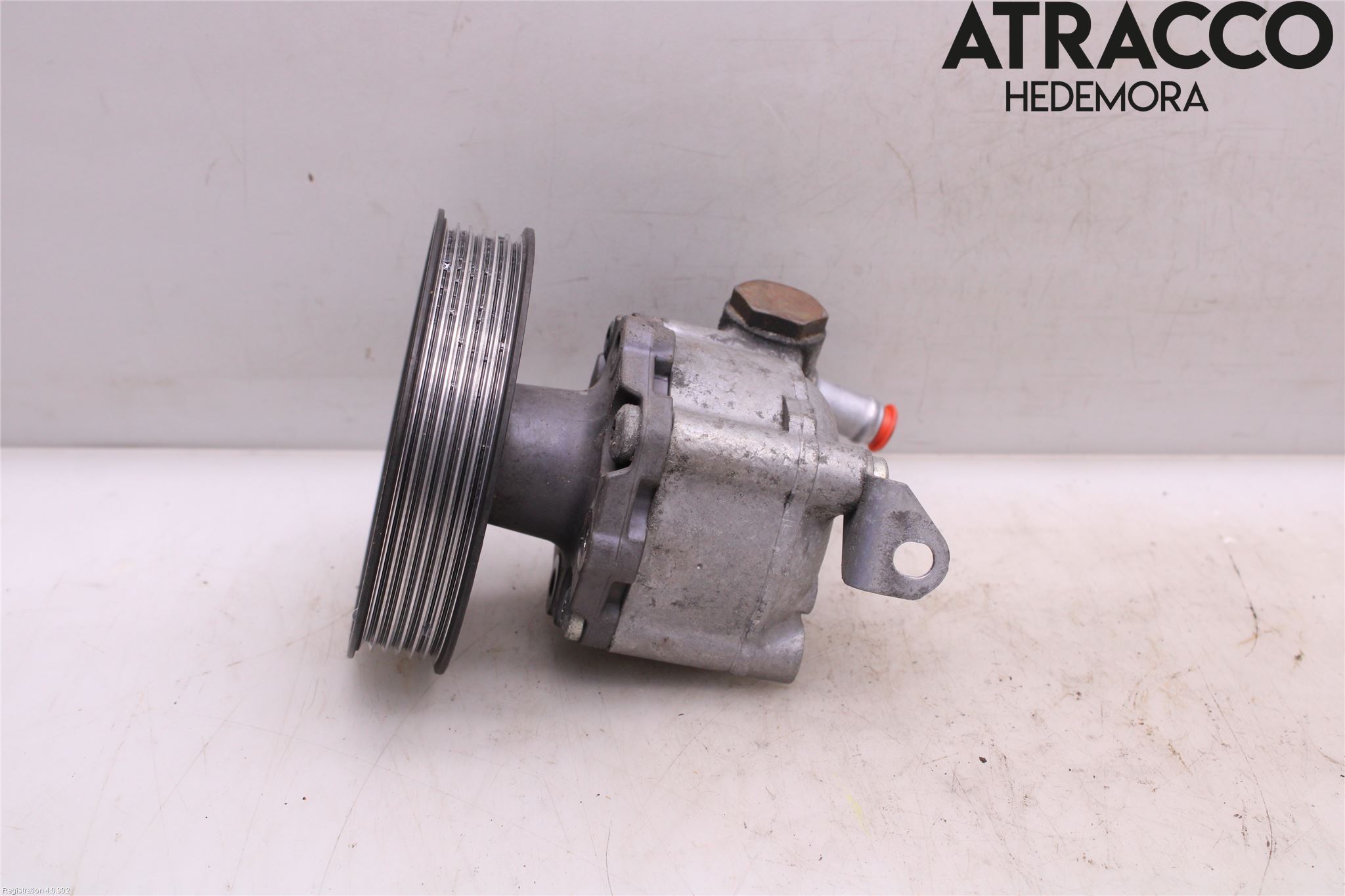 BMW X3 E83     03-10 Styrservopump