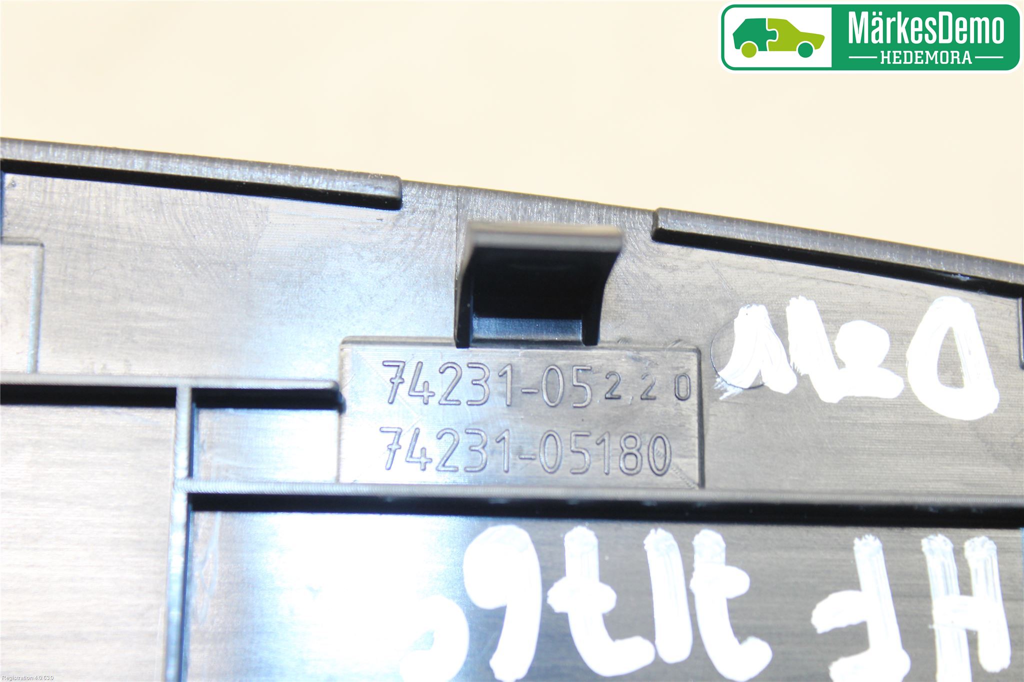 Toyota AVENSIS 09-15 Instrumentsarg