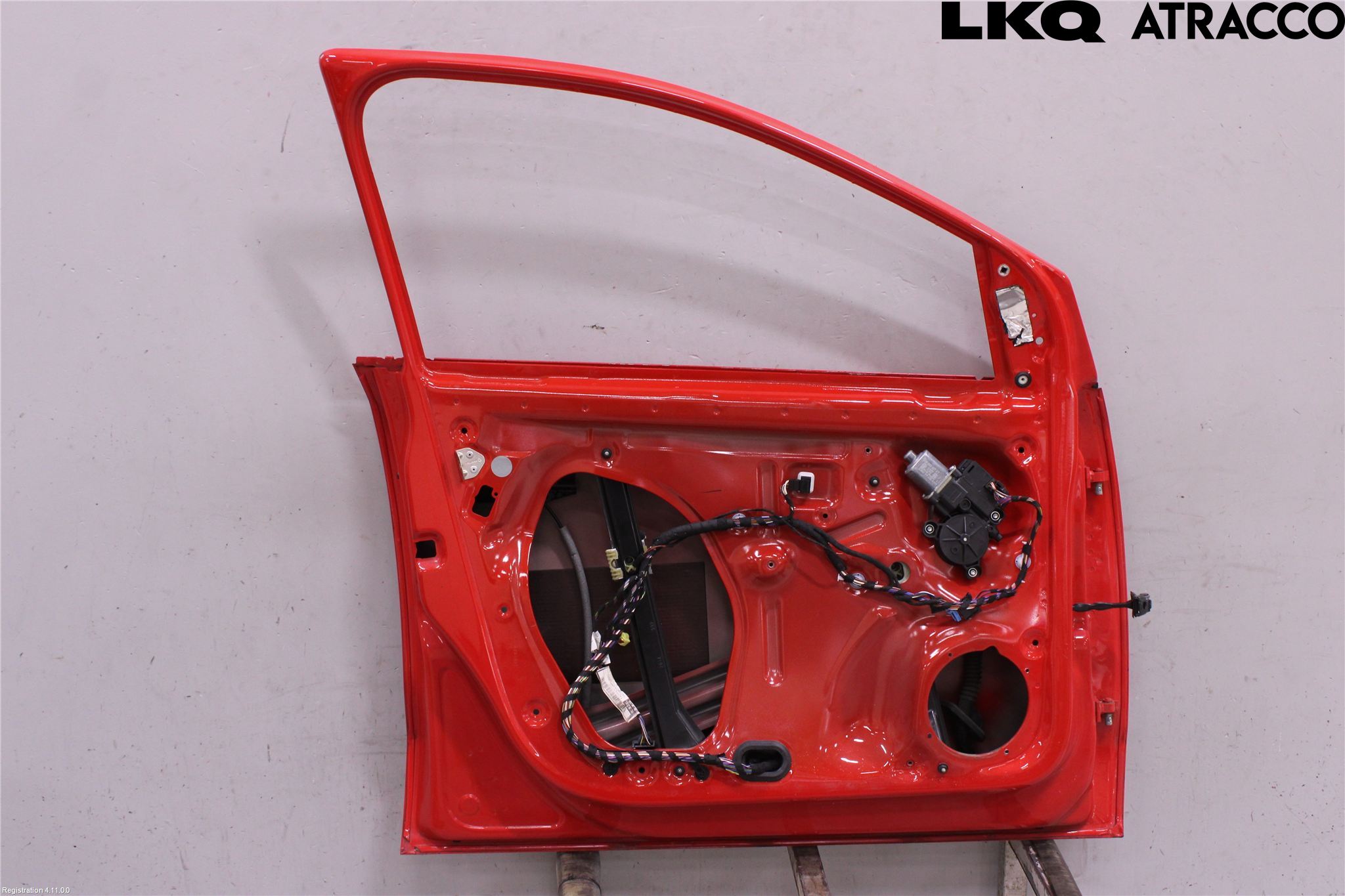 Volkswagen VW POLO 10-17 Dörr Fram Vänster