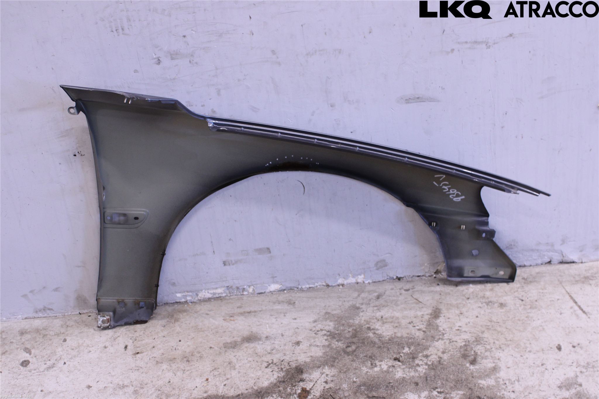 Volvo V70 05-08 Skärm Fram Vänster