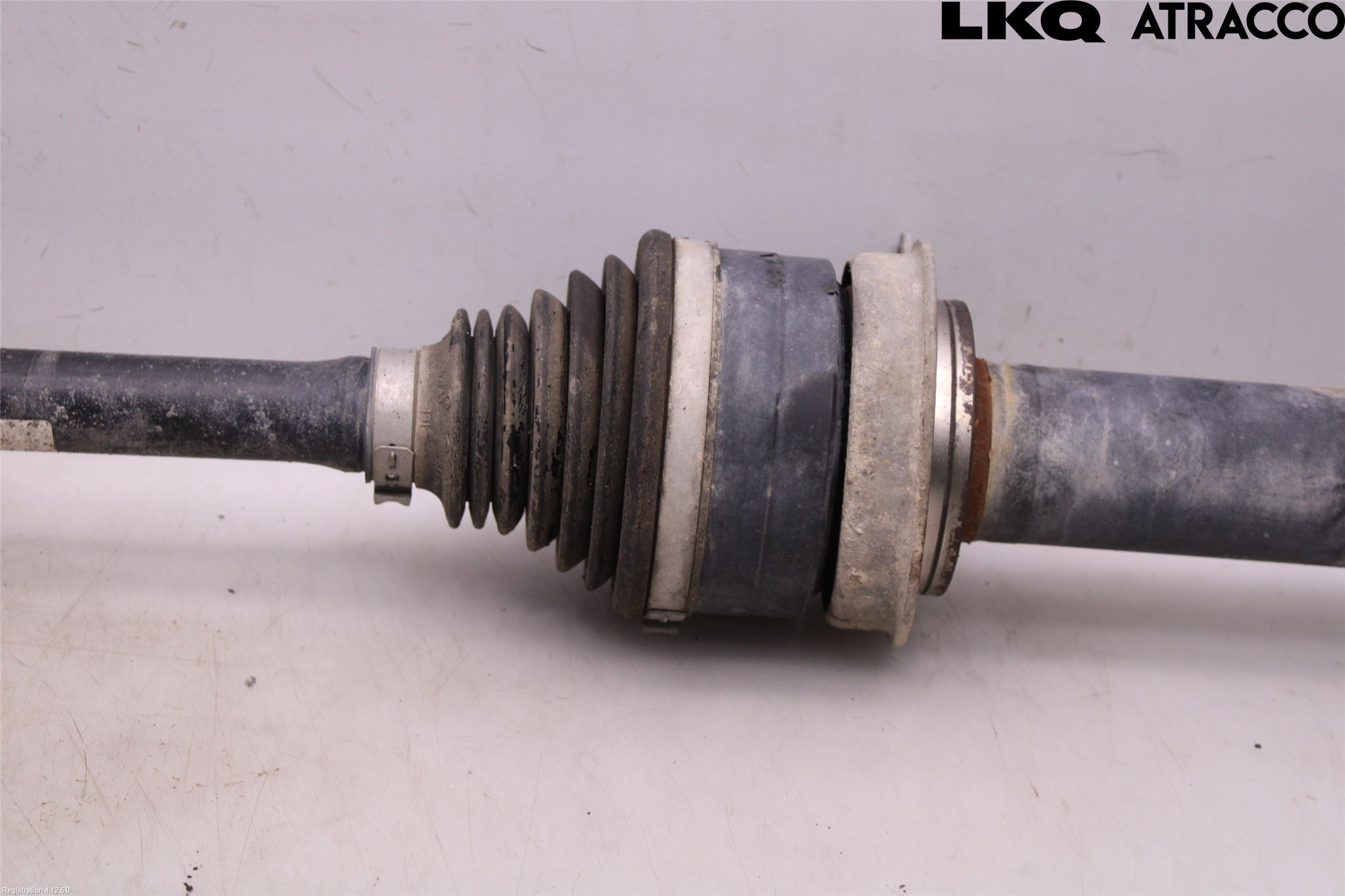 Volkswagen VW TRANSP/CARAVELLE (T5) 04-15 Drivaxel Fram Höger