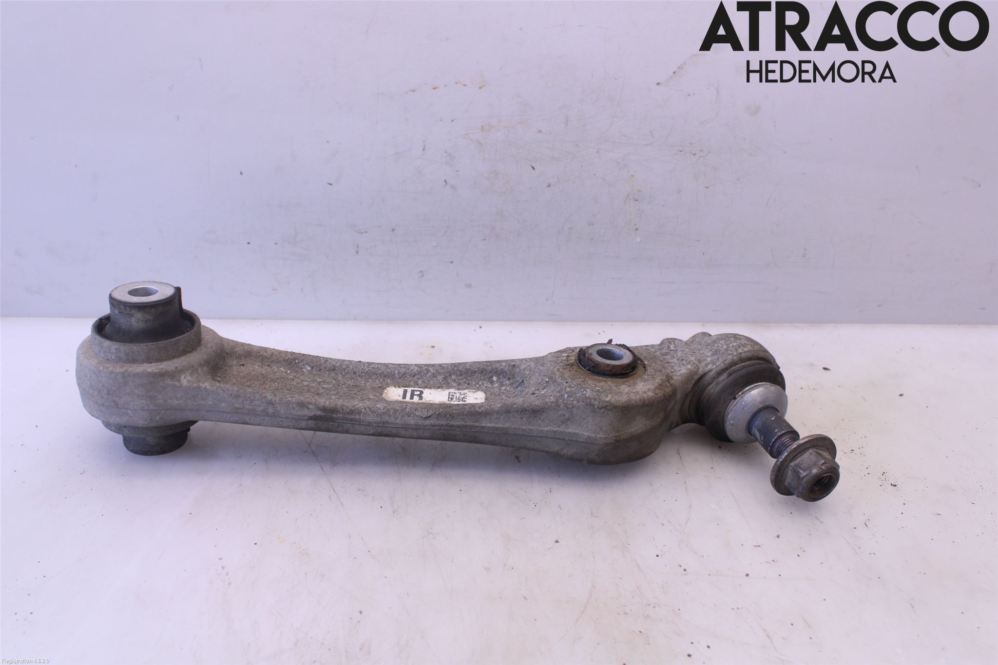 BMW 5 F10/F11/F18 09-17 Bärarm Fram Undre Hö