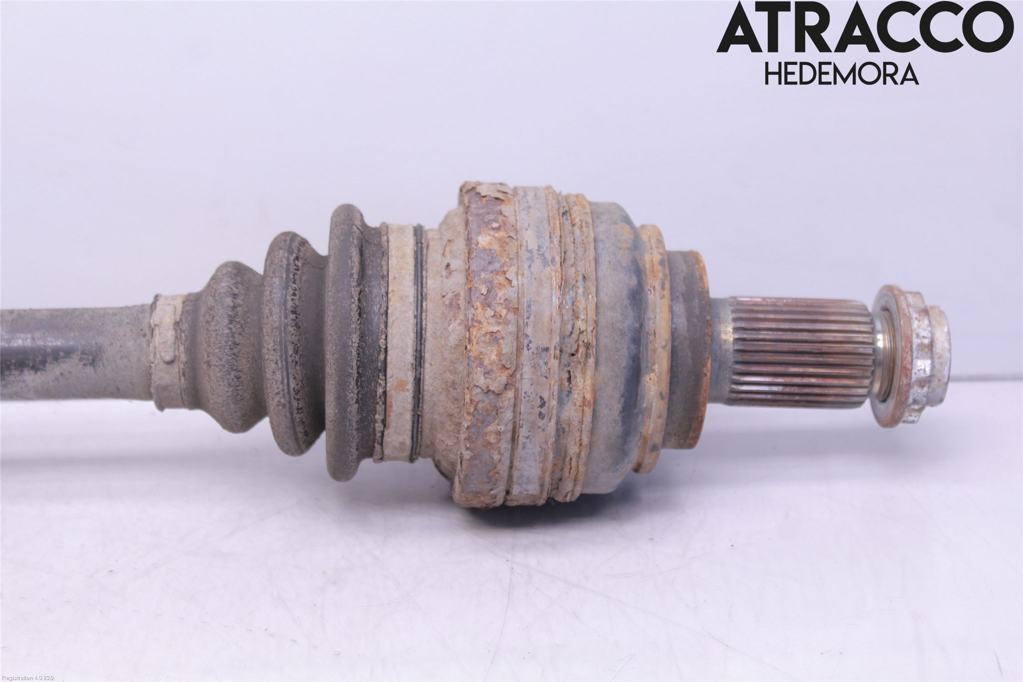 BMW X5 E53     99-06 Drivaxel Bak Höger