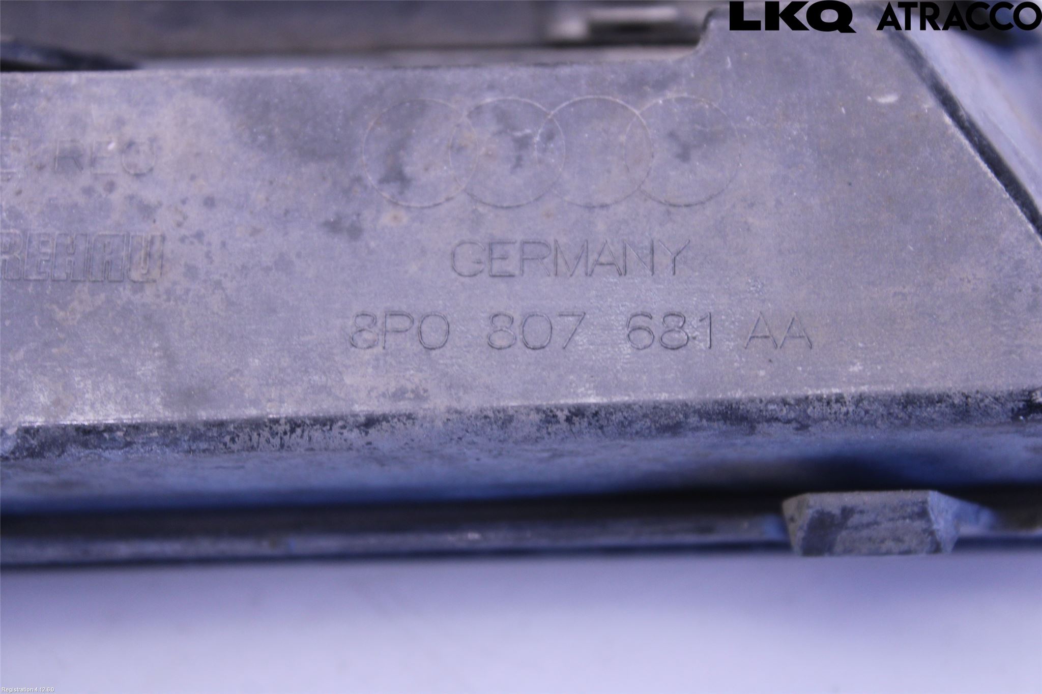 Audi A3/S3 05-13 Dimljussarg Fram