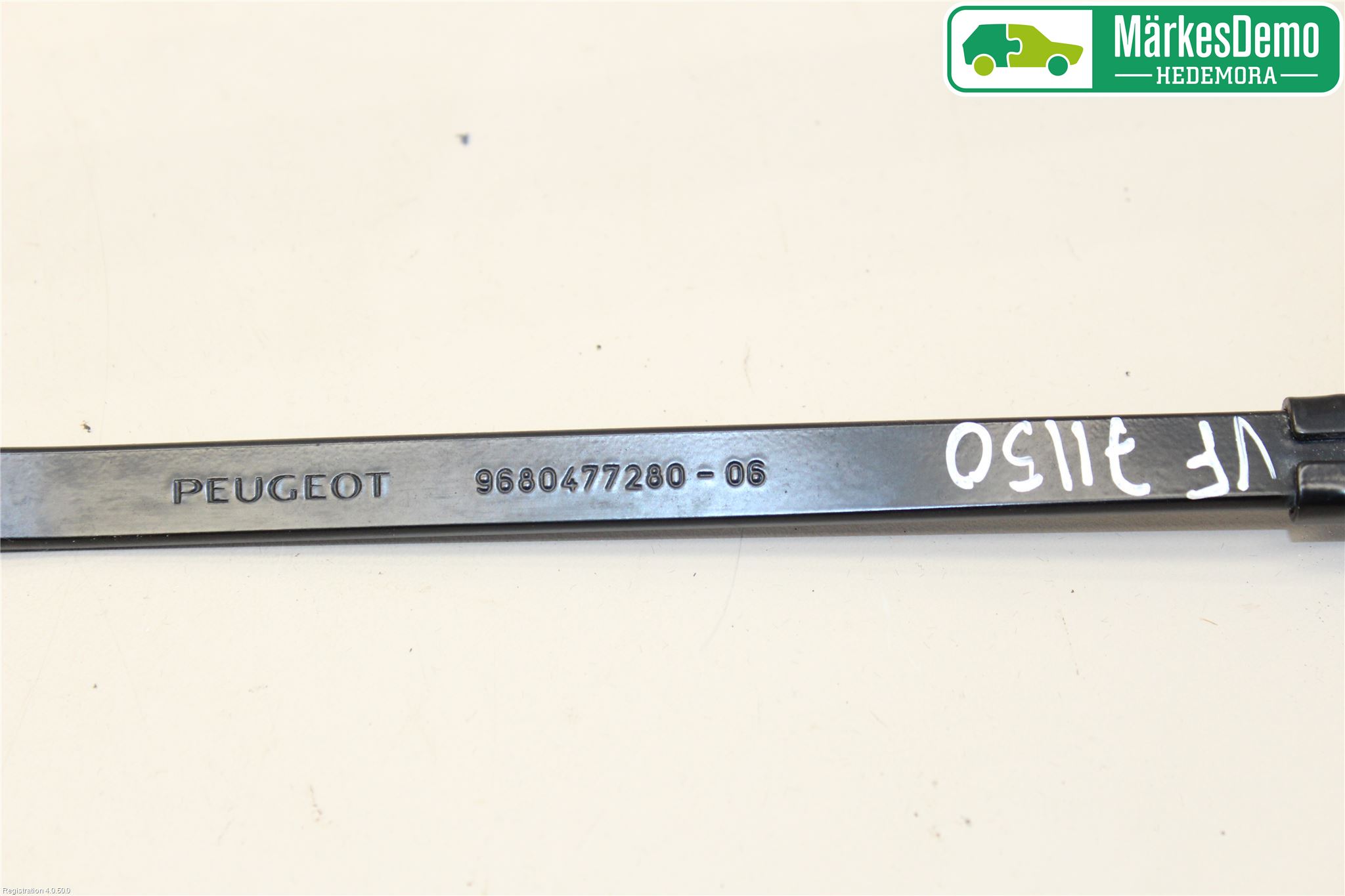 Peugeot 308 08-13 Torkararm Armar Vindruta