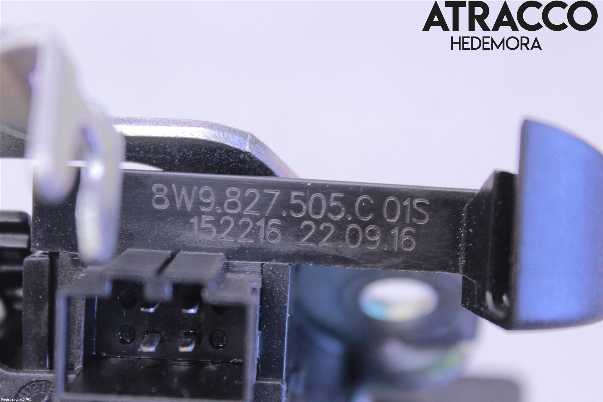 Audi A4/S4 B9 16-19 Låskista Baklucka