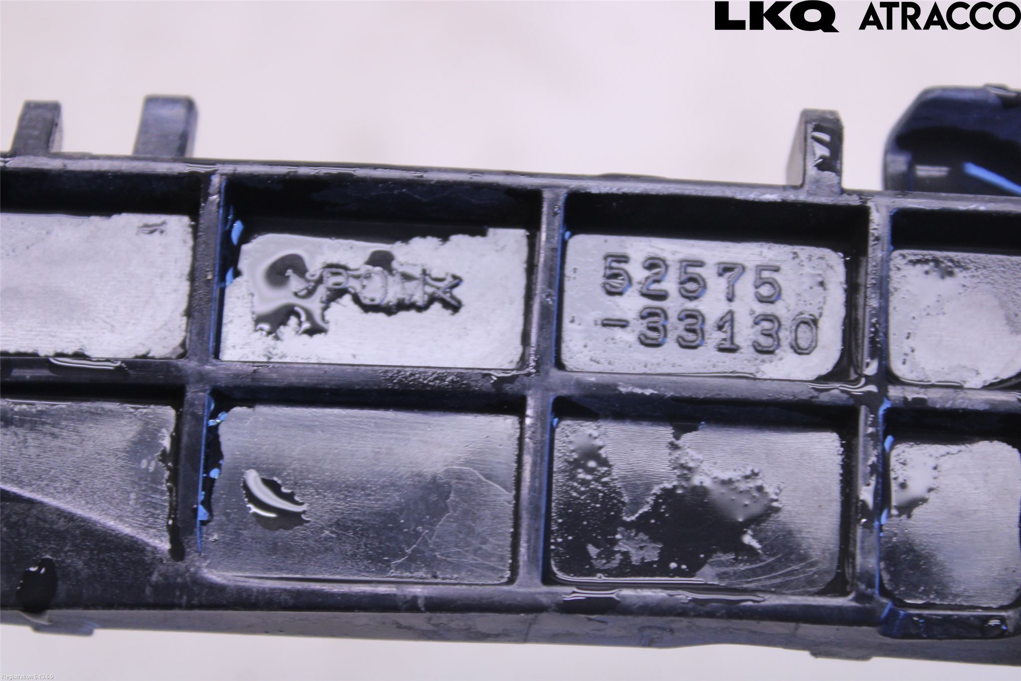 Toyota CAMRY 19-24 Stötfångarfäste Bak Hö