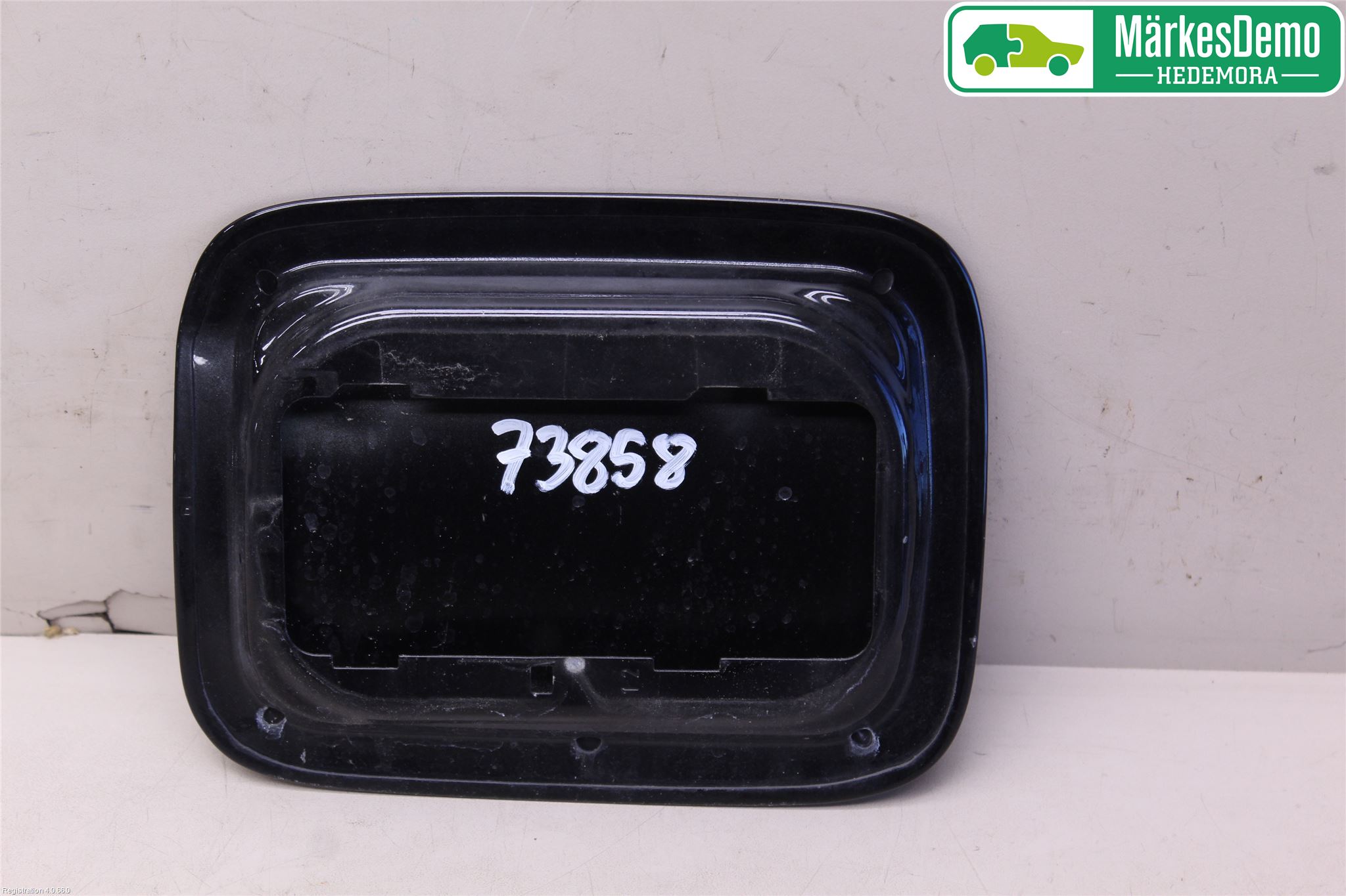 BMW X1 E84 10-15 Tanklucka