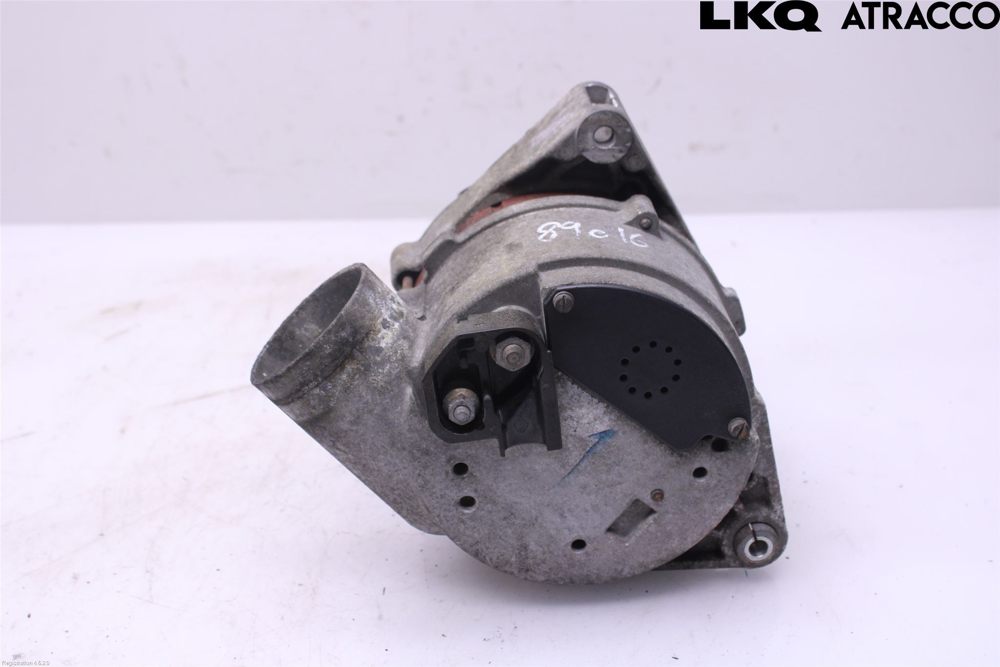 BMW 7 E32      86-94 Generator