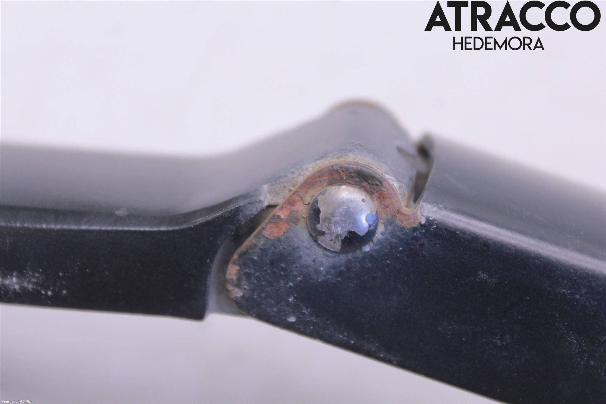 Volkswagen VW TRANSP/CARAVELLE (T5) 04-15 Torkararm Armar Vindruta