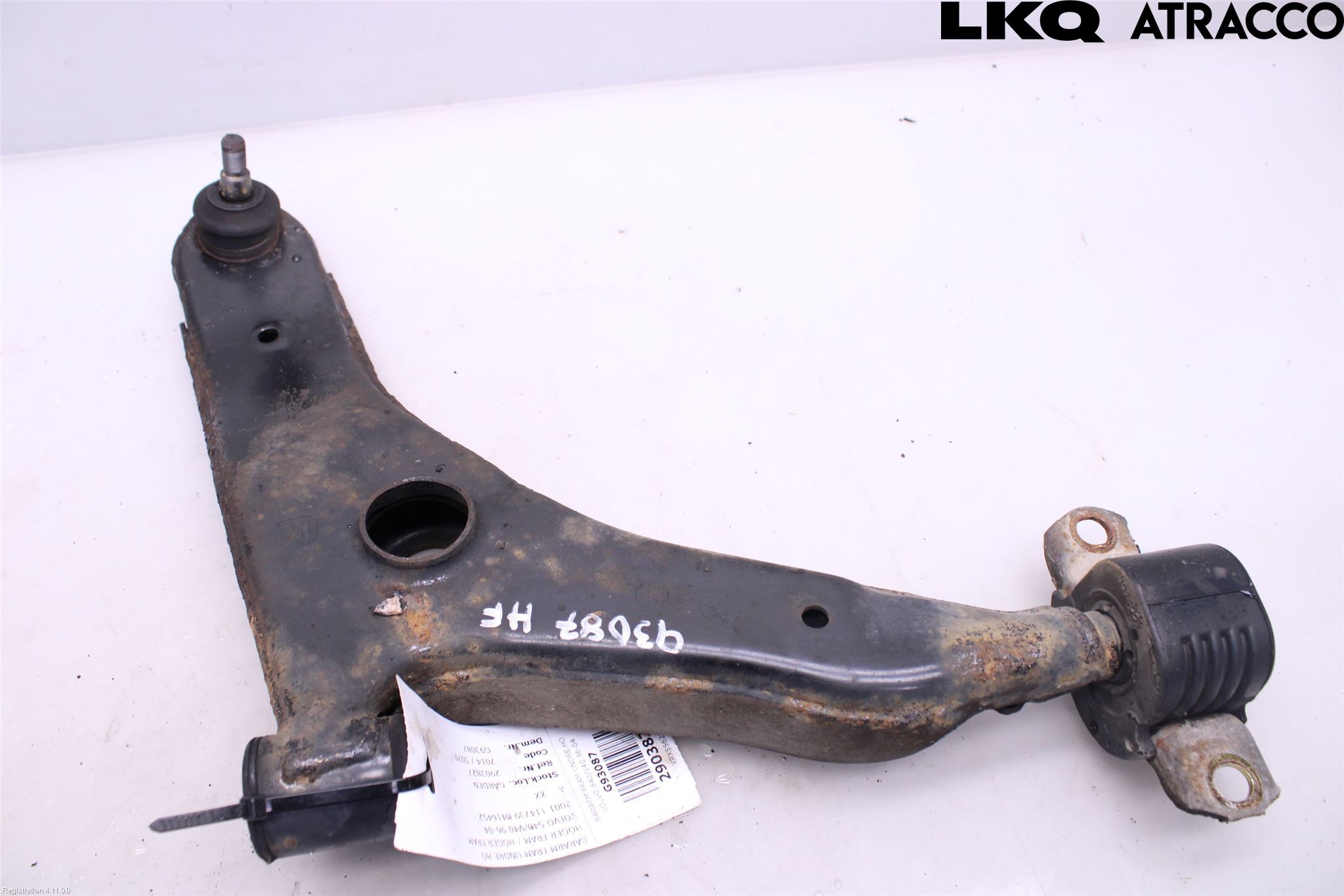 Volvo S40/V40    96-04 Bärarm Fram Undre Hö