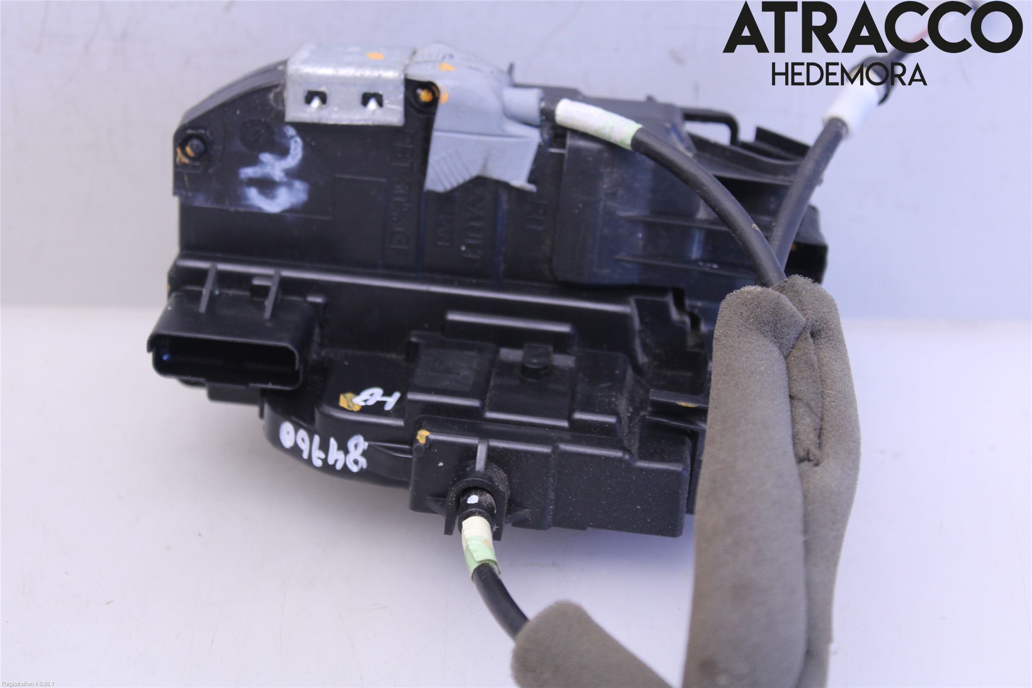 Renault ALASKAN 18-20 Låskista-Dörrlås