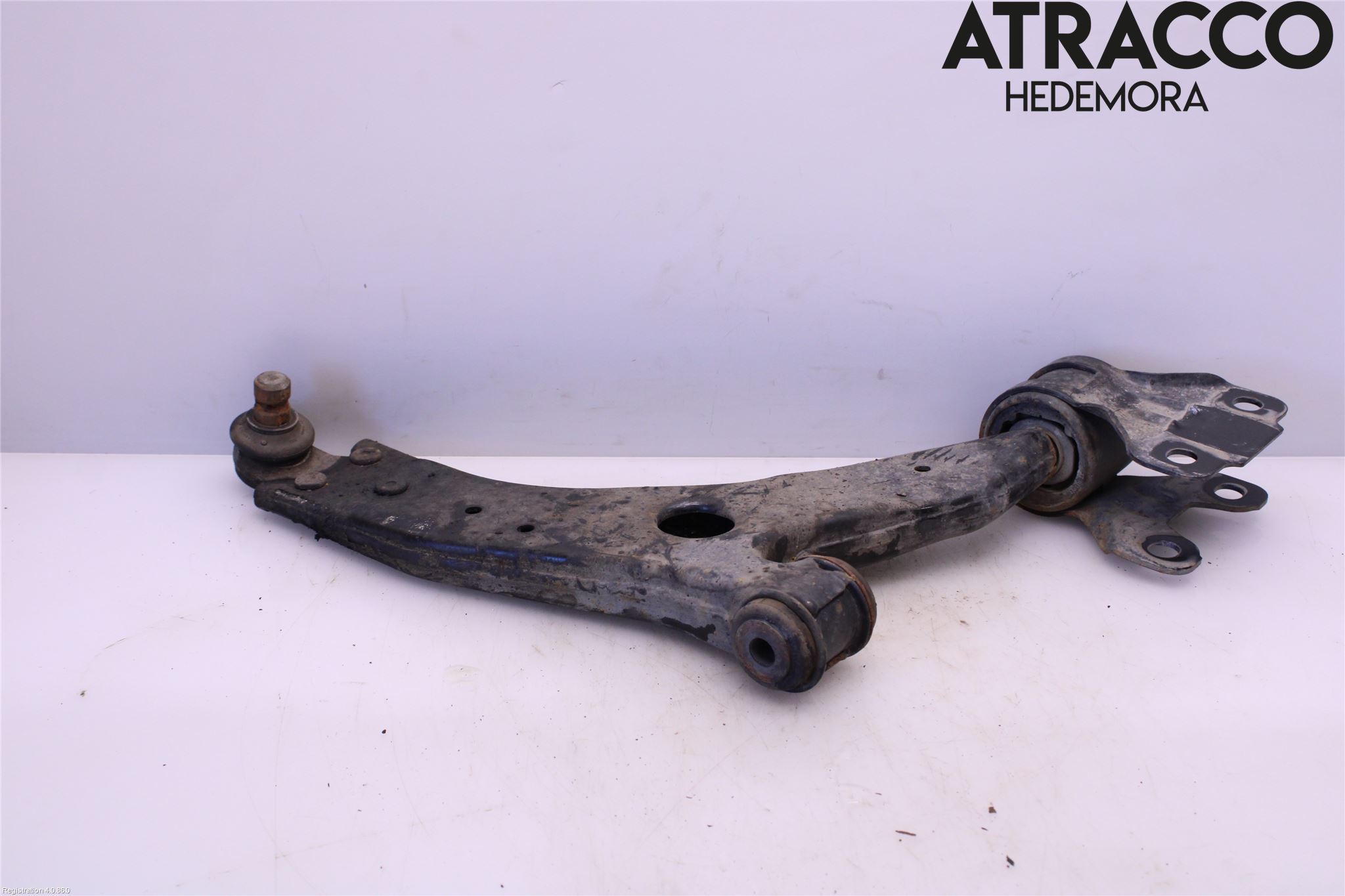 Ford FOCUS 15-18 Bärarm Fram Undre Hö